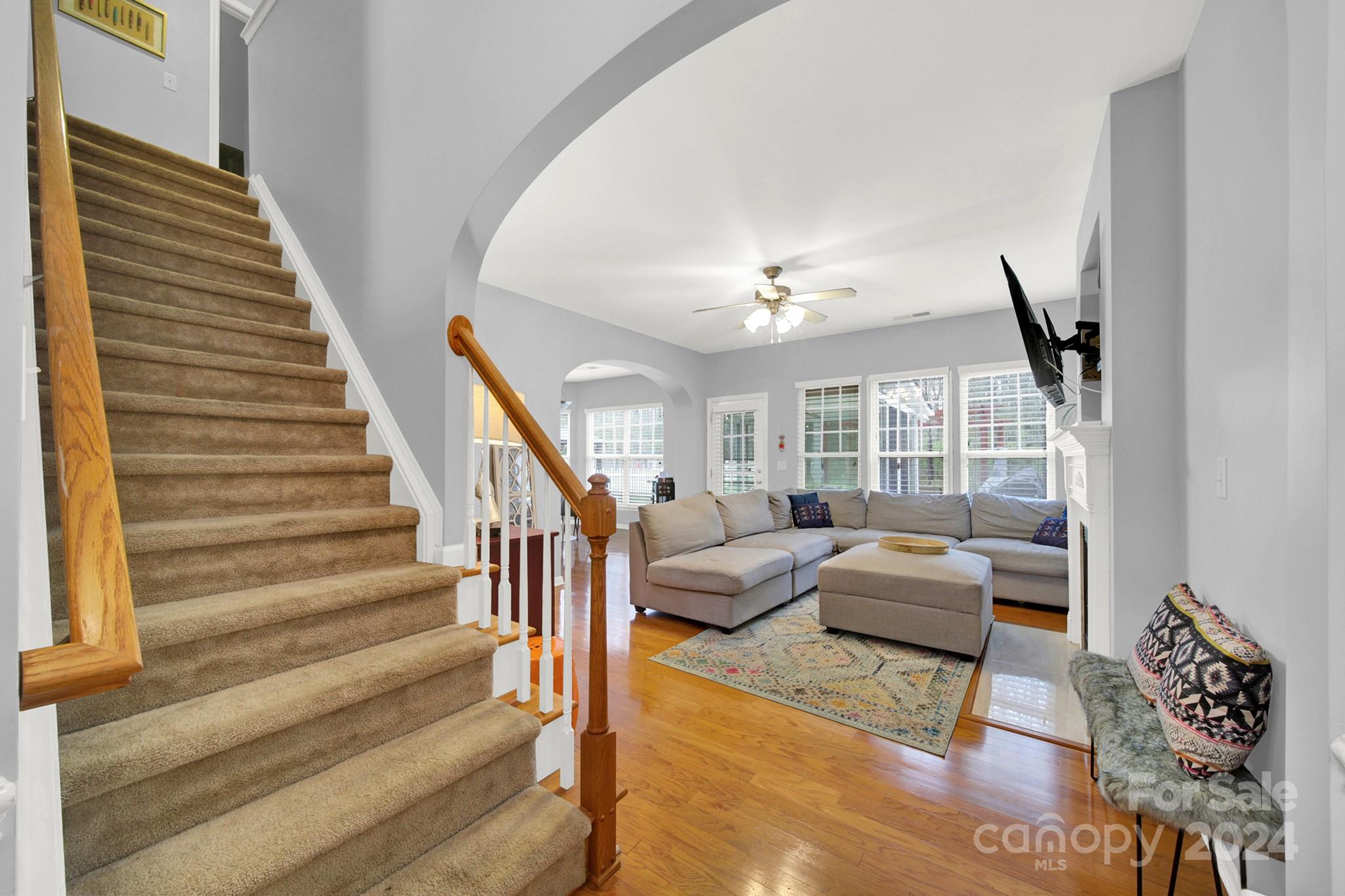 Ridge Pointe - Residential