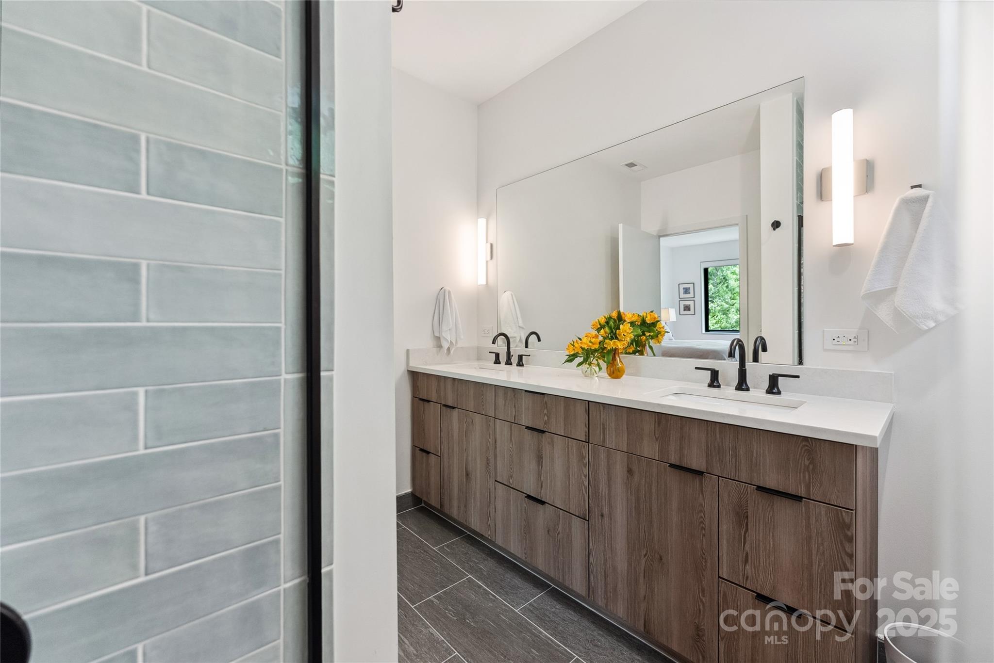 The Landings - Residential