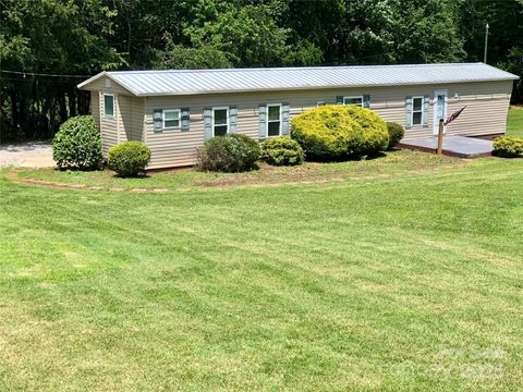 717 Pine Mountain Road Hudson NC 28638