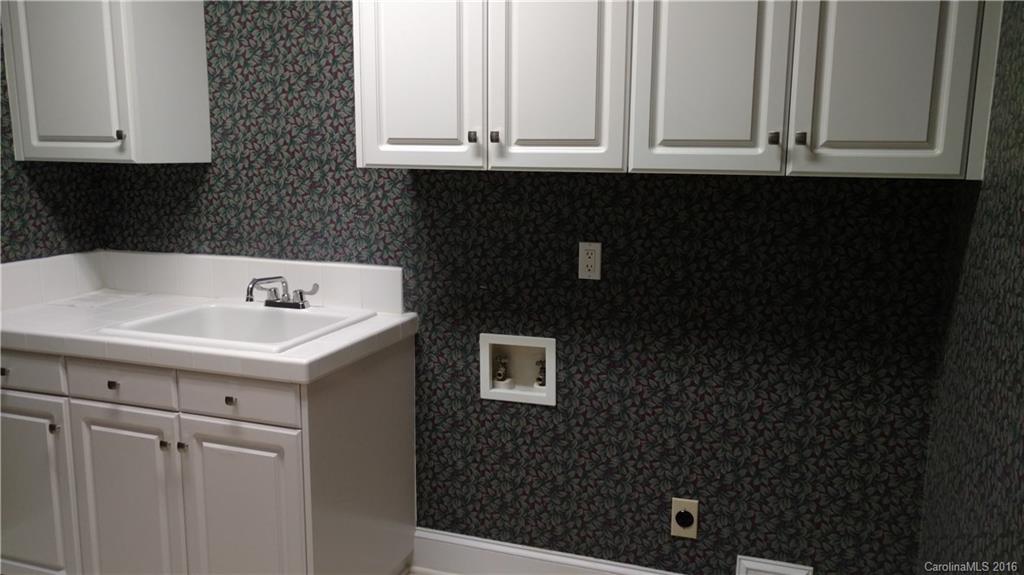 Piper Glen - Residential Lease