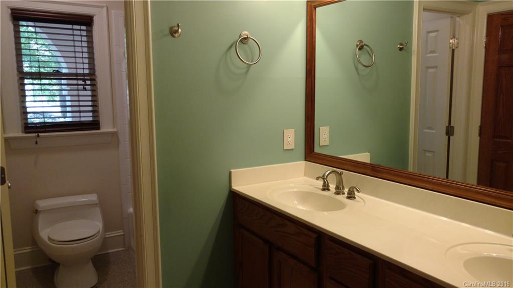 Piper Glen - Residential Lease