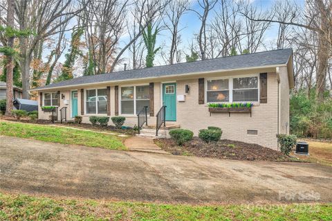 2027 Ibis Court Charlotte NC 28205
