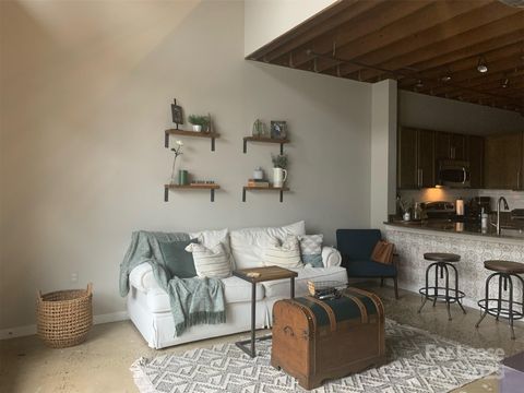 Photo of 3612 Artists Way, Charlotte, NC 28205 (MLS # 4330174)