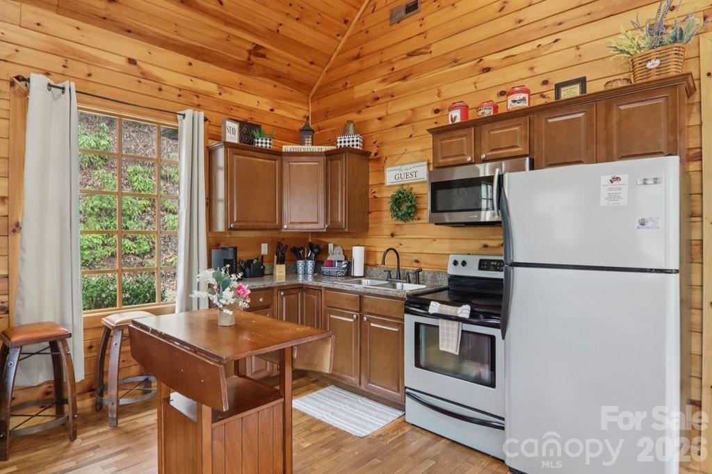 Alarka Highlands - Residential