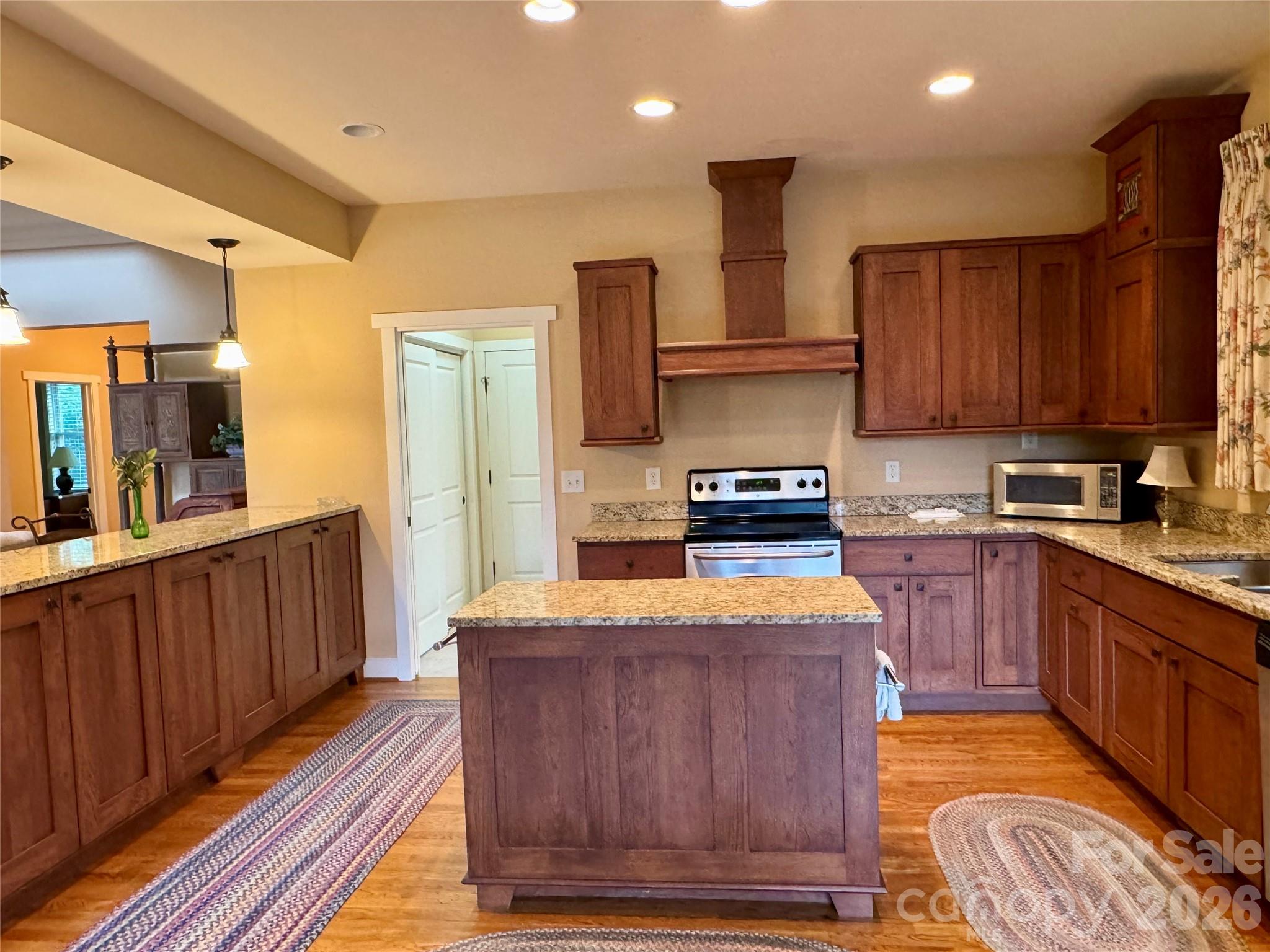 Dunroy On Rutledge - Residential