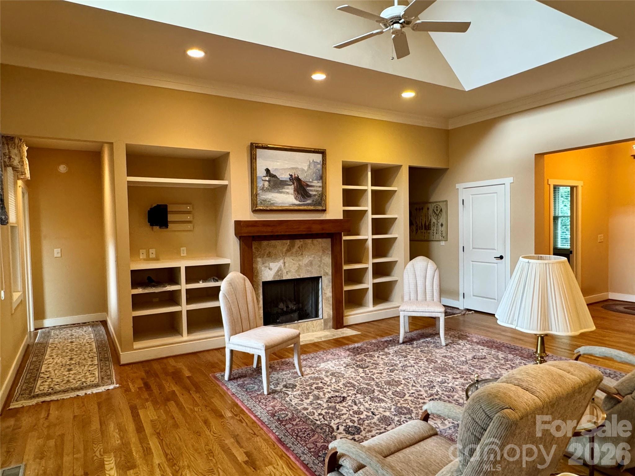 Dunroy On Rutledge - Residential