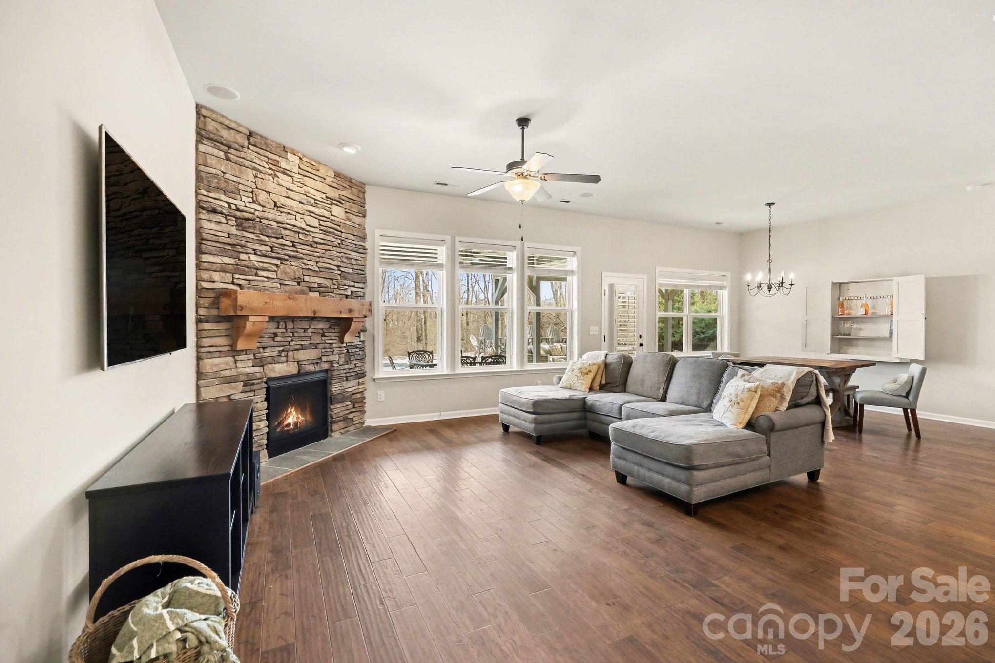 Hawthorne - Residential