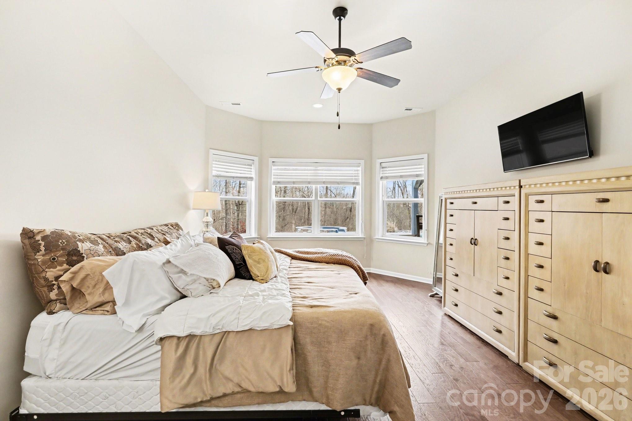 Hawthorne - Residential