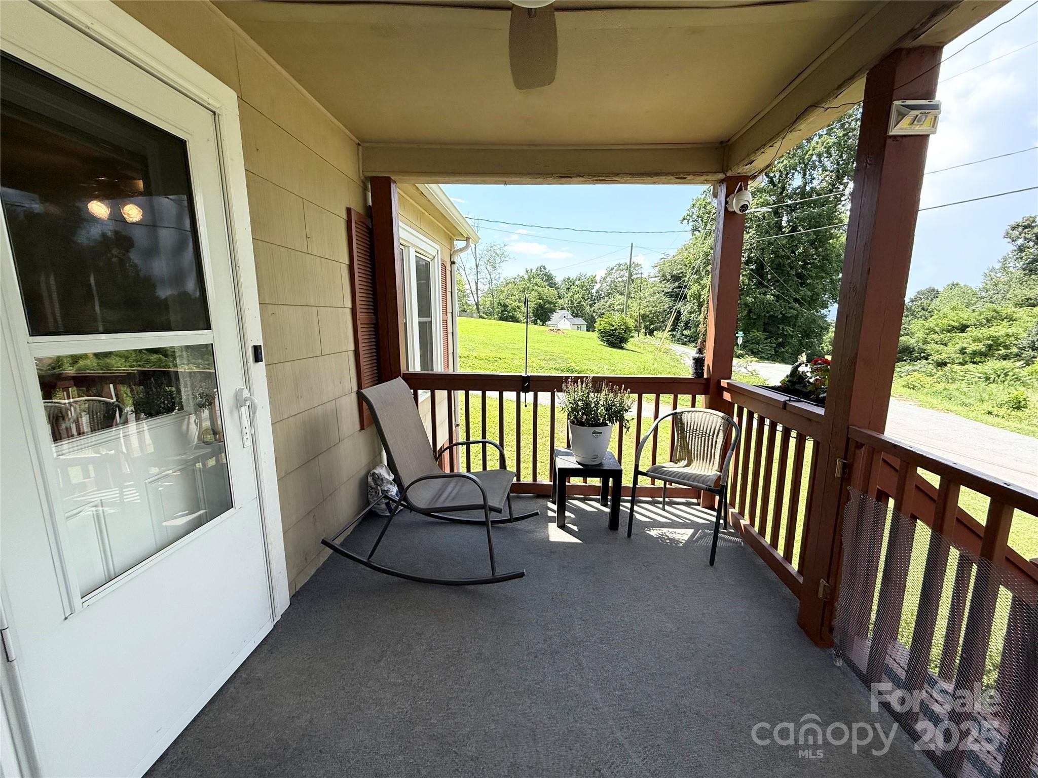 1492 Overlook Drive