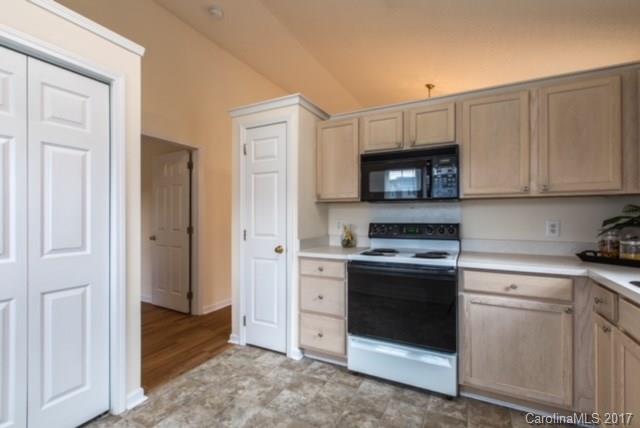 Towne Meadows At Treyburn - Residential