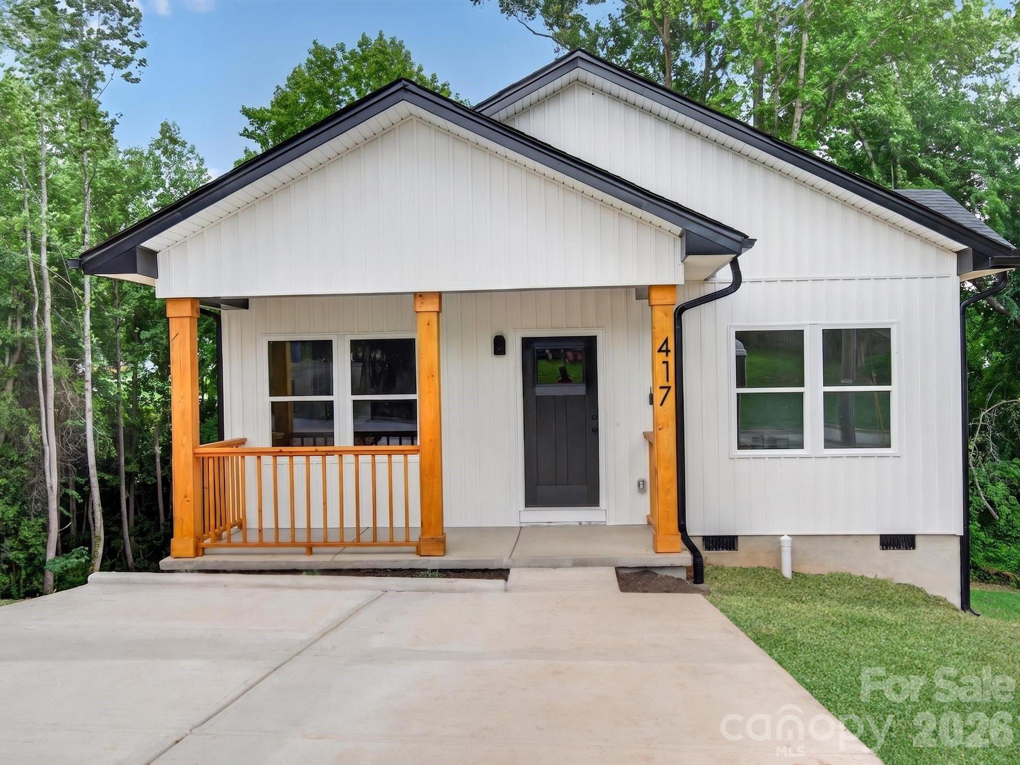 417 8th street Drive SW
