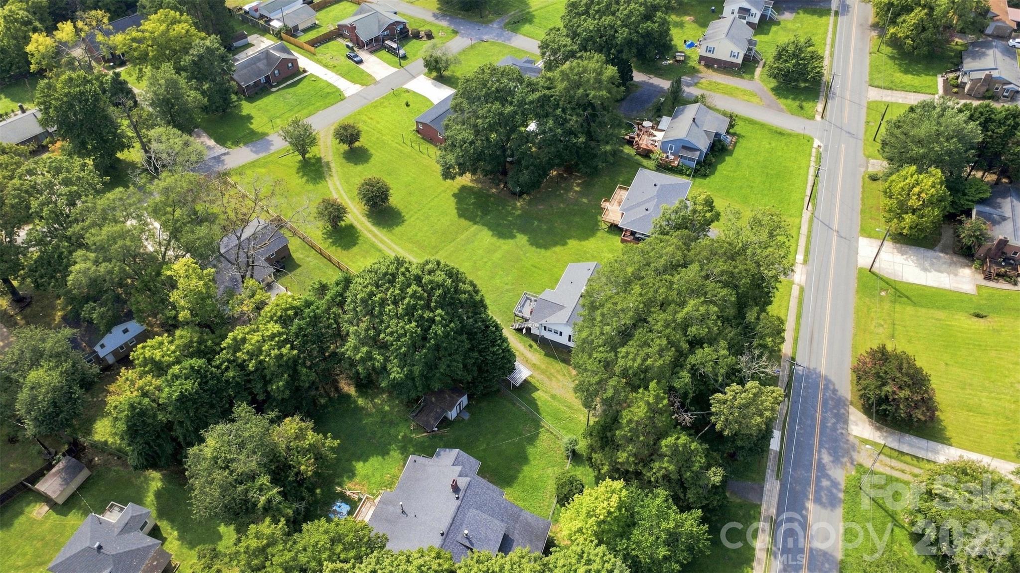 000 Woodhaven Drive