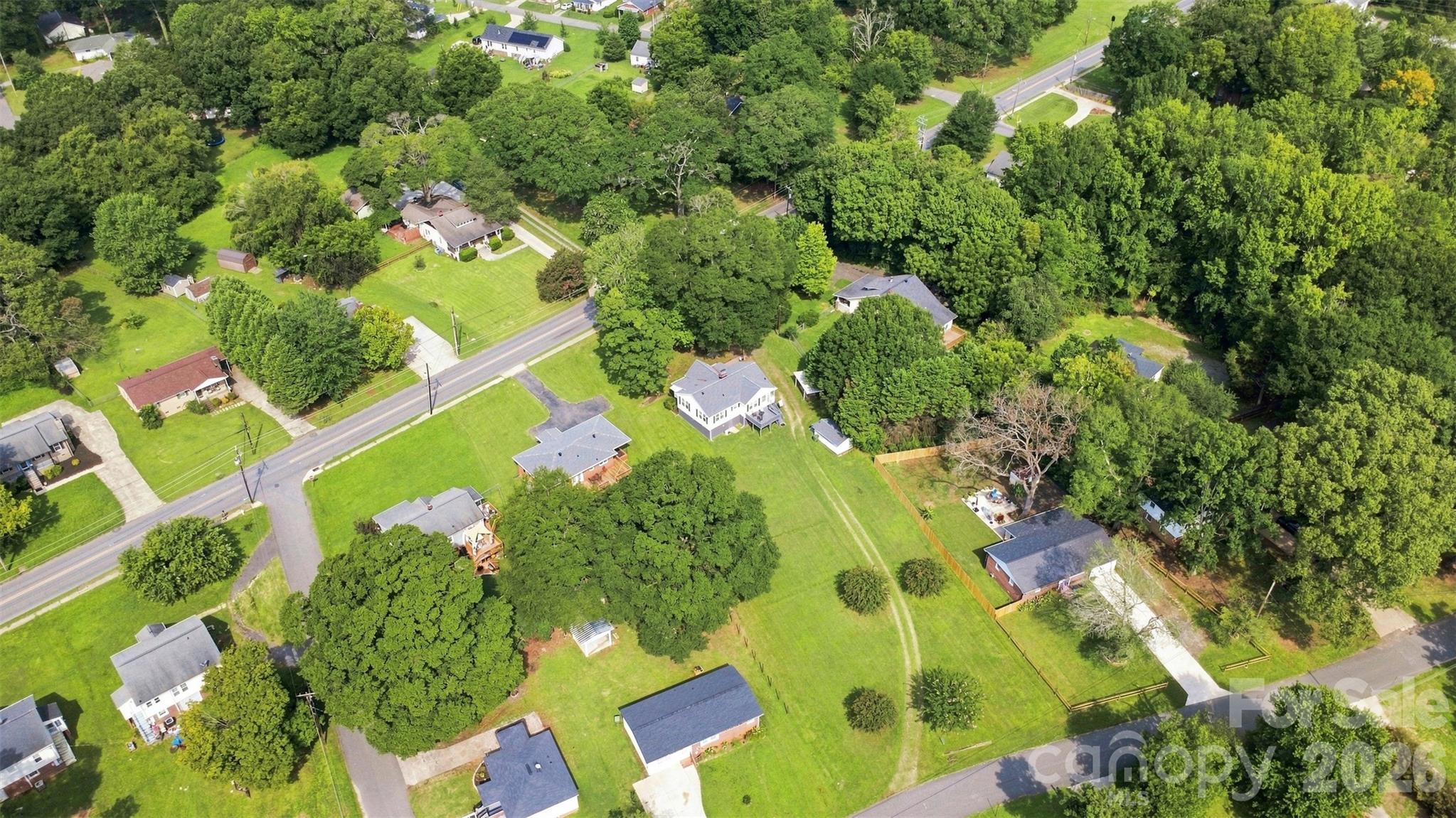 000 Woodhaven Drive