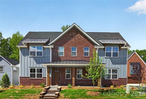 Photo of 409 Celestial Drive, Tega Cay, SC 29708 (MLS # 4380554)