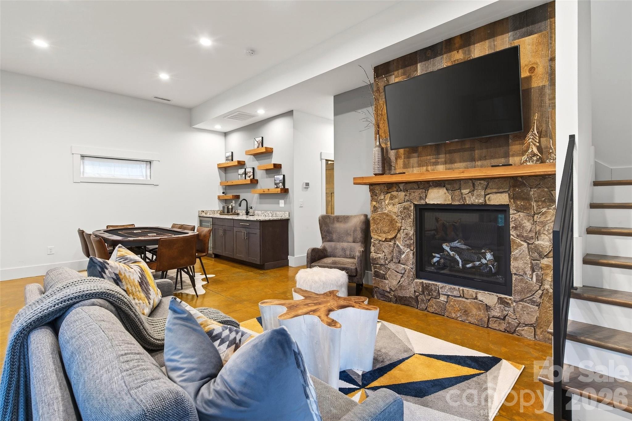 Old Wildlife Club - Residential