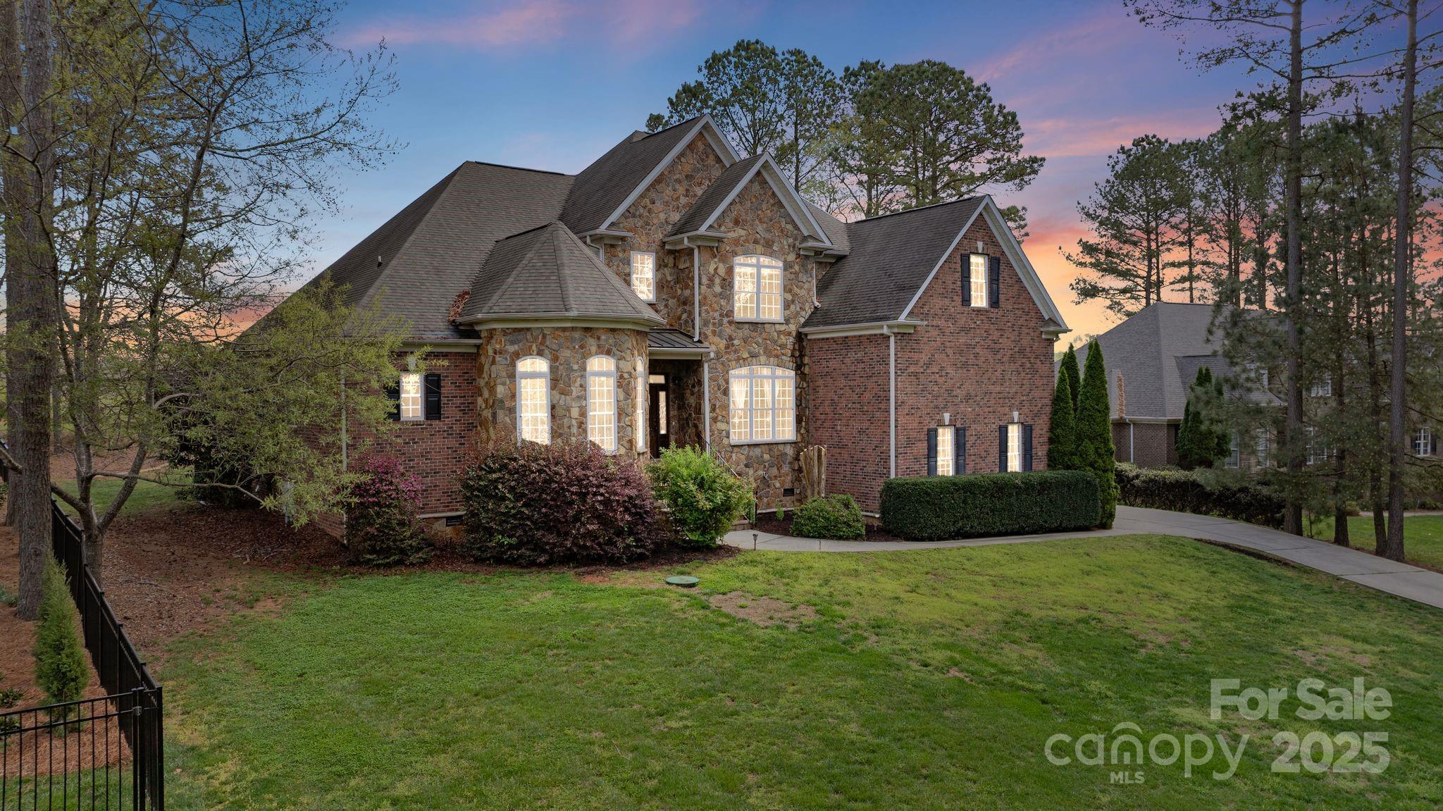 116 Whispering Cove Court