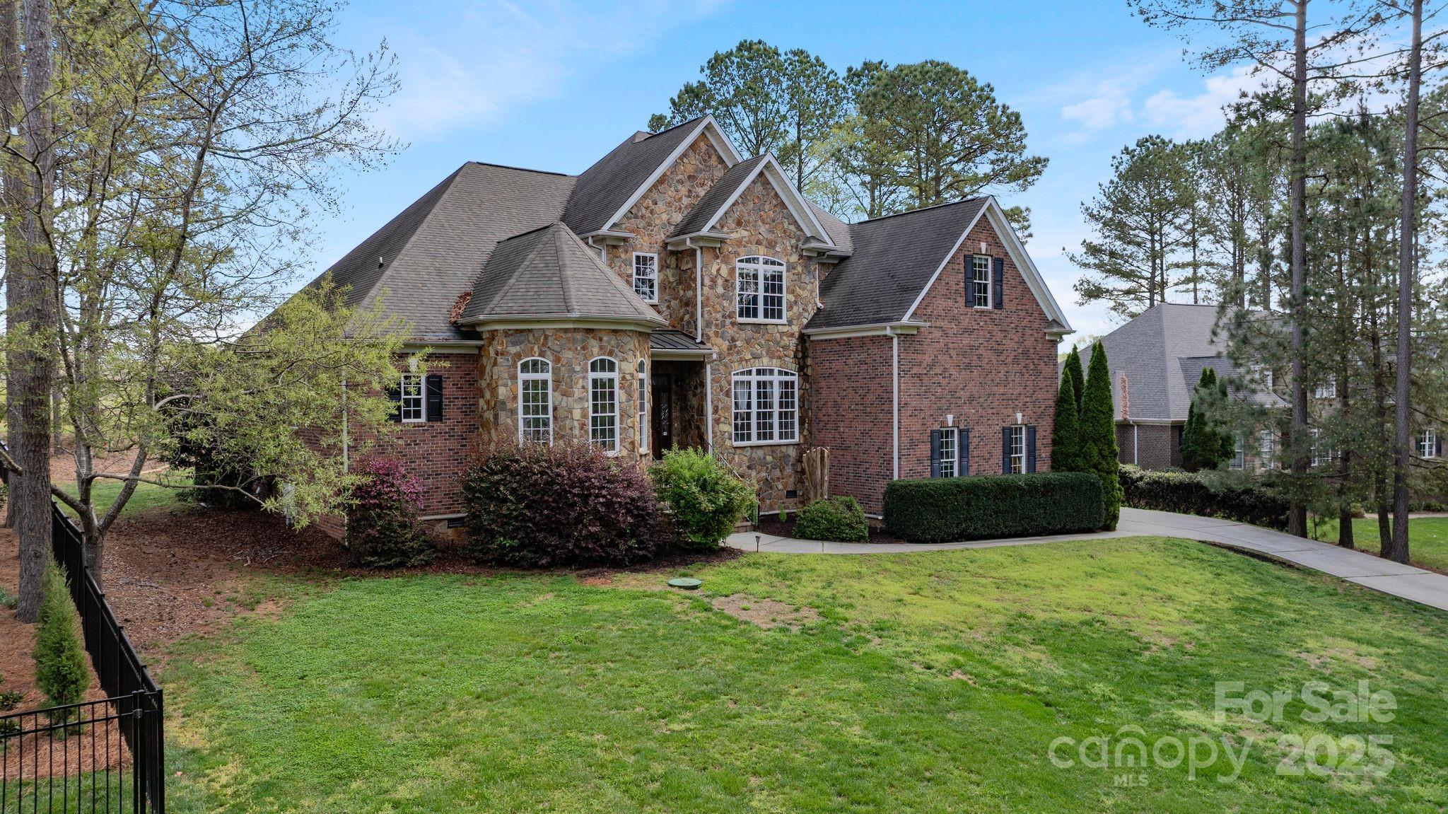 116 Whispering Cove Court