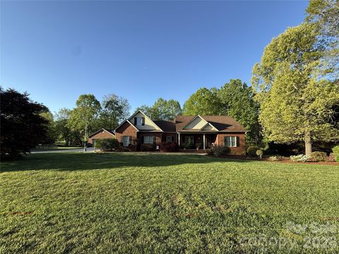 155 Howard Pond Loop Statesville NC 28625