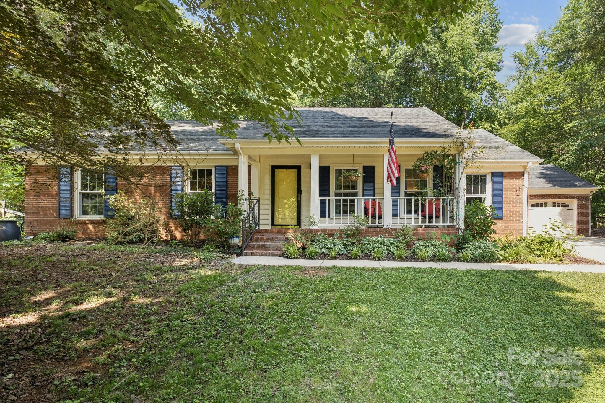 405 Scarborough Lane