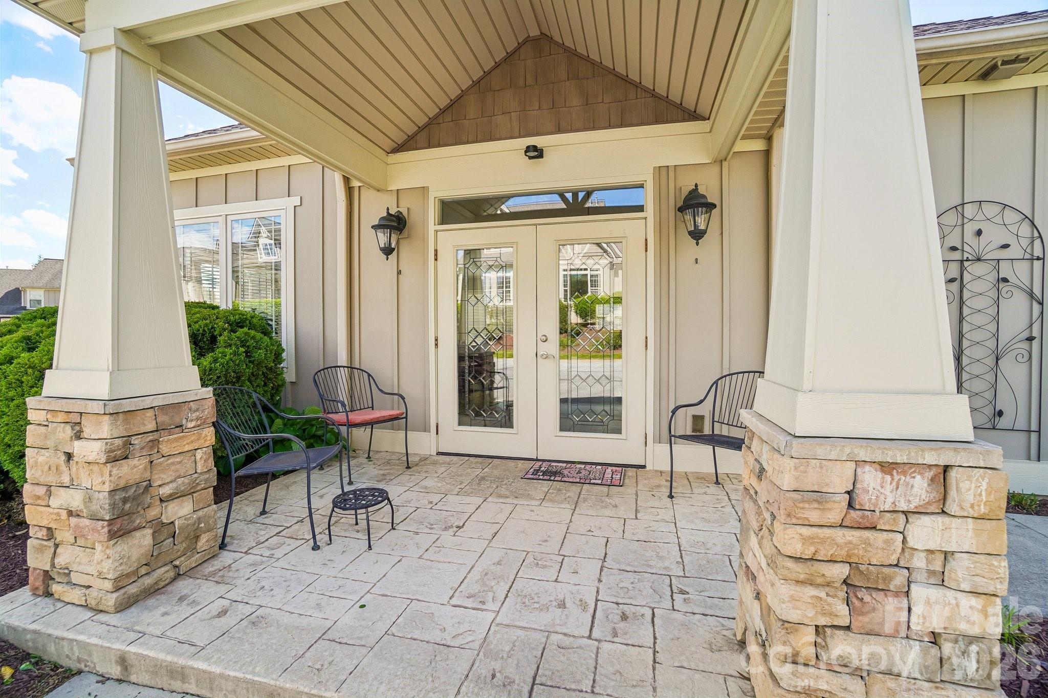 VILLAGE AT WINDSTONE - Residential