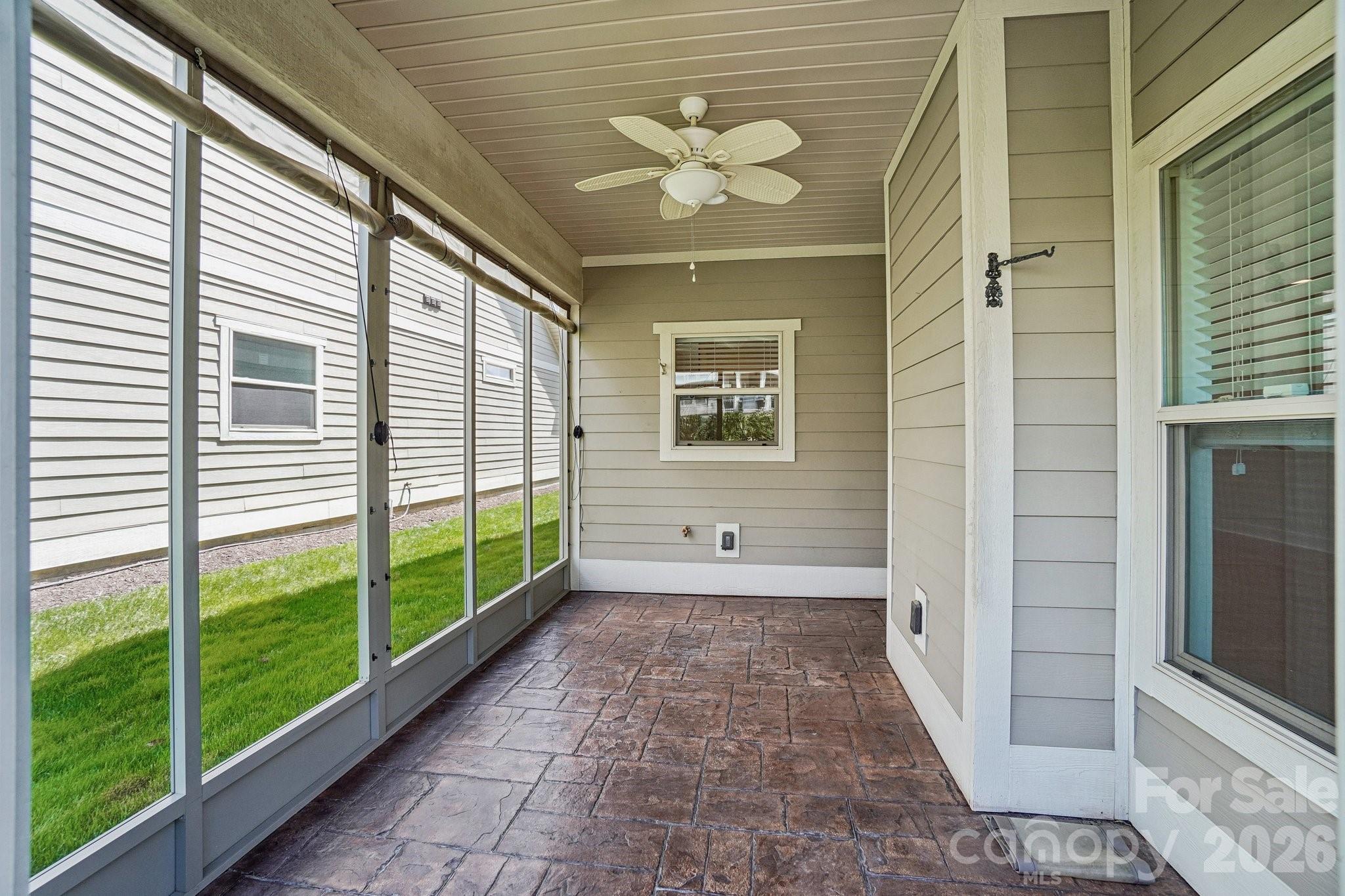 VILLAGE AT WINDSTONE - Residential