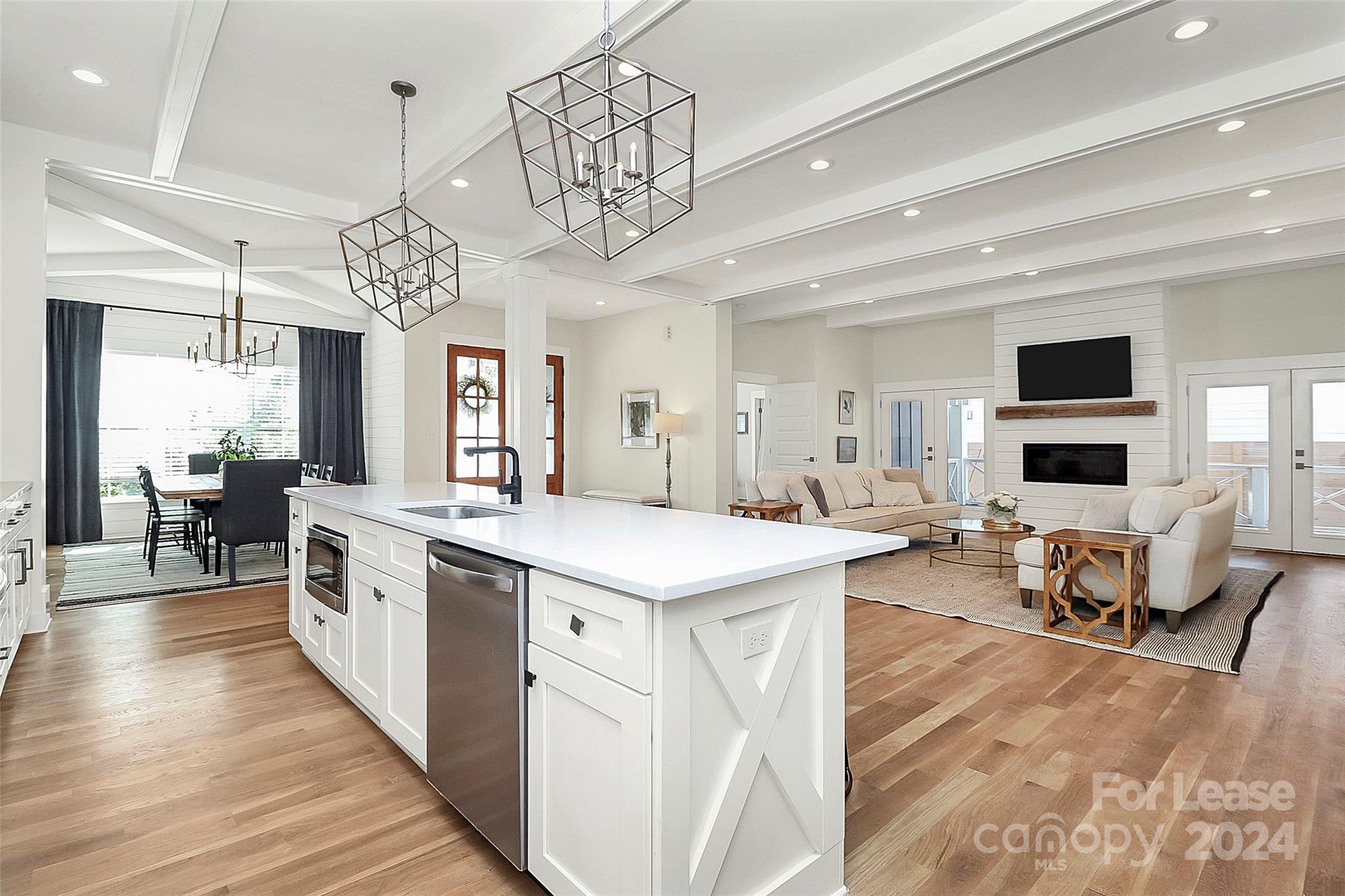 Villa Heights - Residential Lease