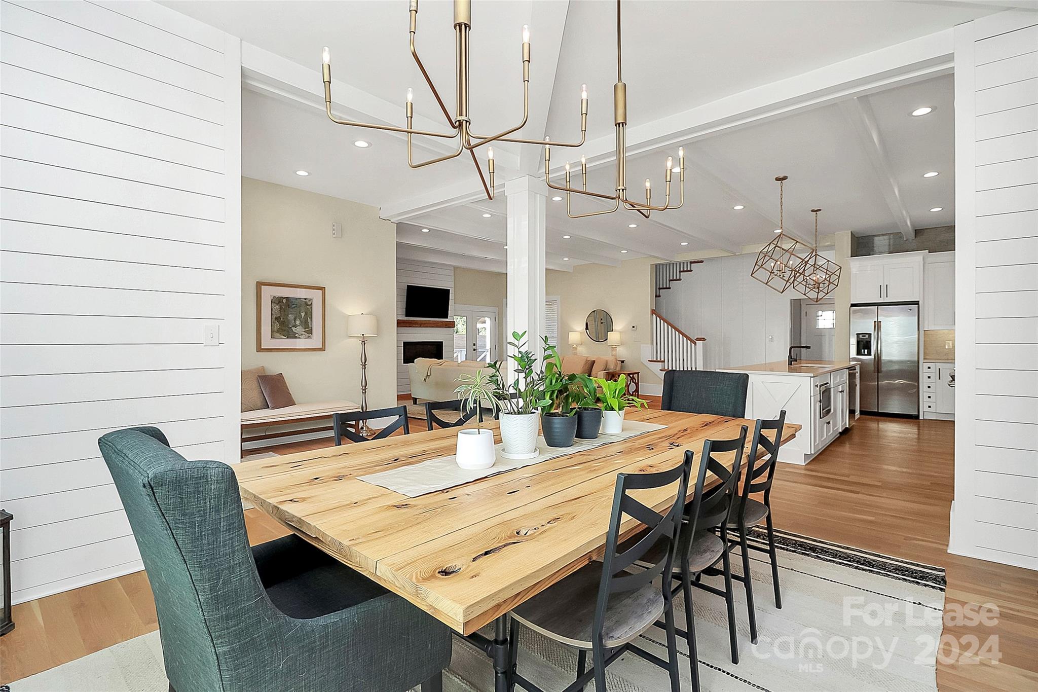 Villa Heights - Residential Lease