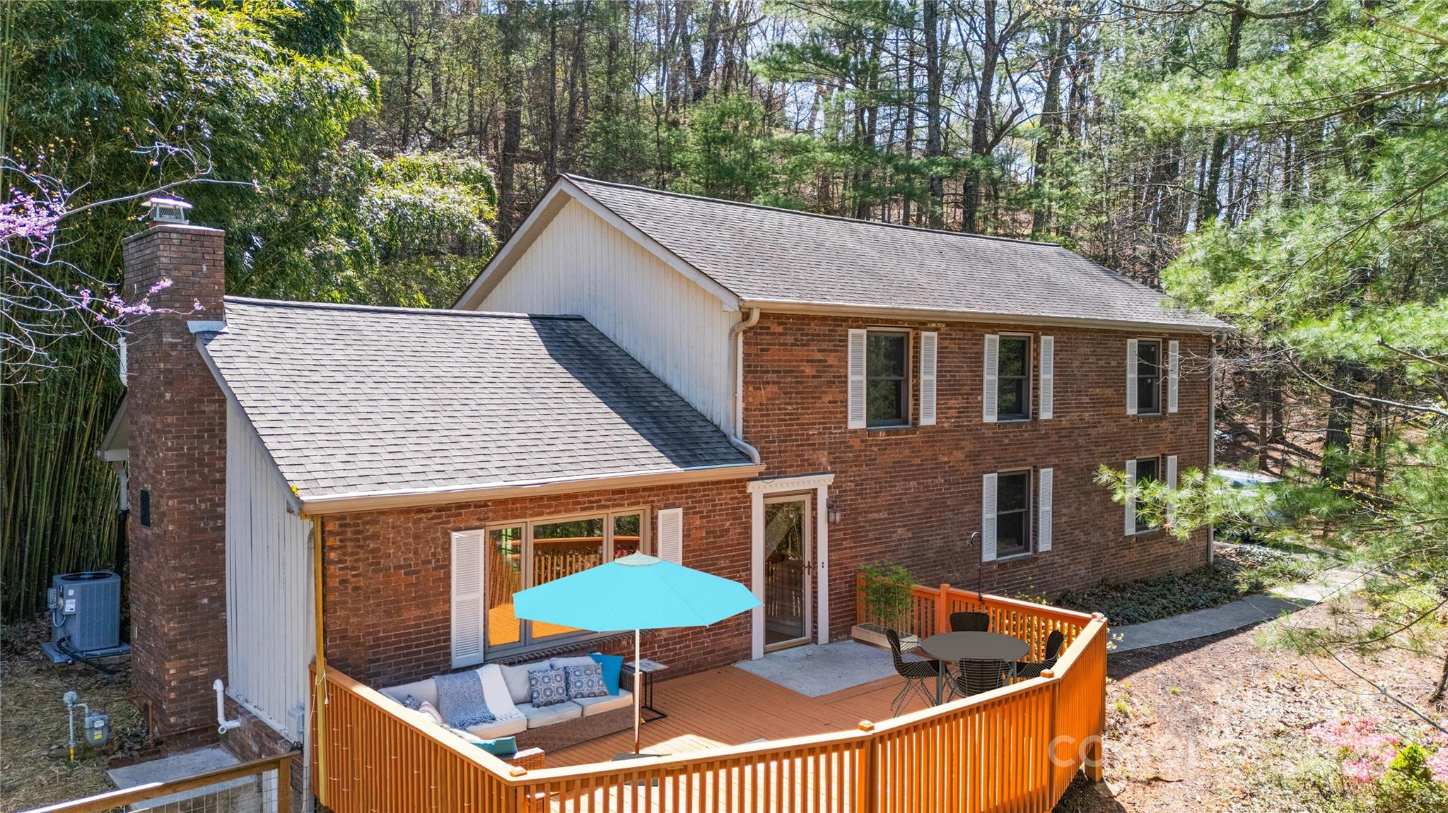 15 Elmwood Lane 161