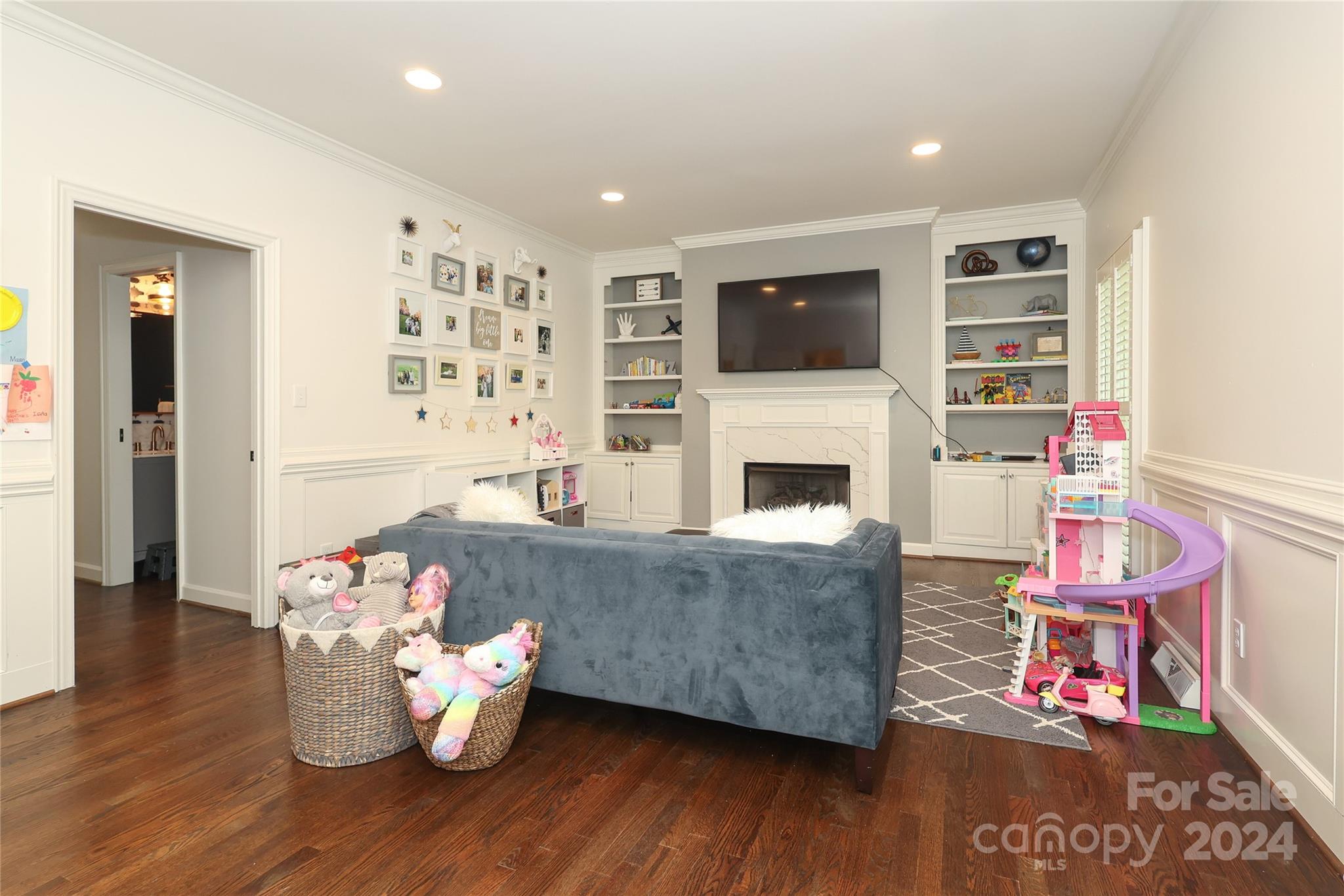 Winding Brook - Residential