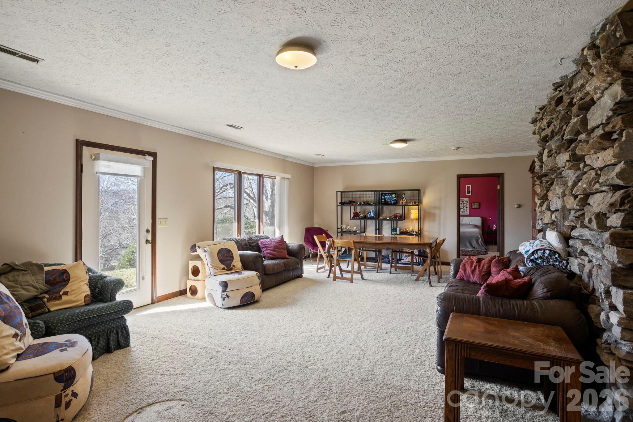 Hawthorn Hills - Residential