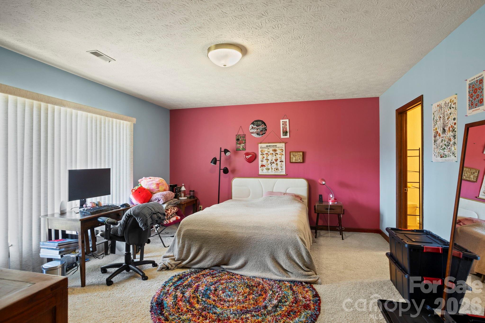 Hawthorn Hills - Residential