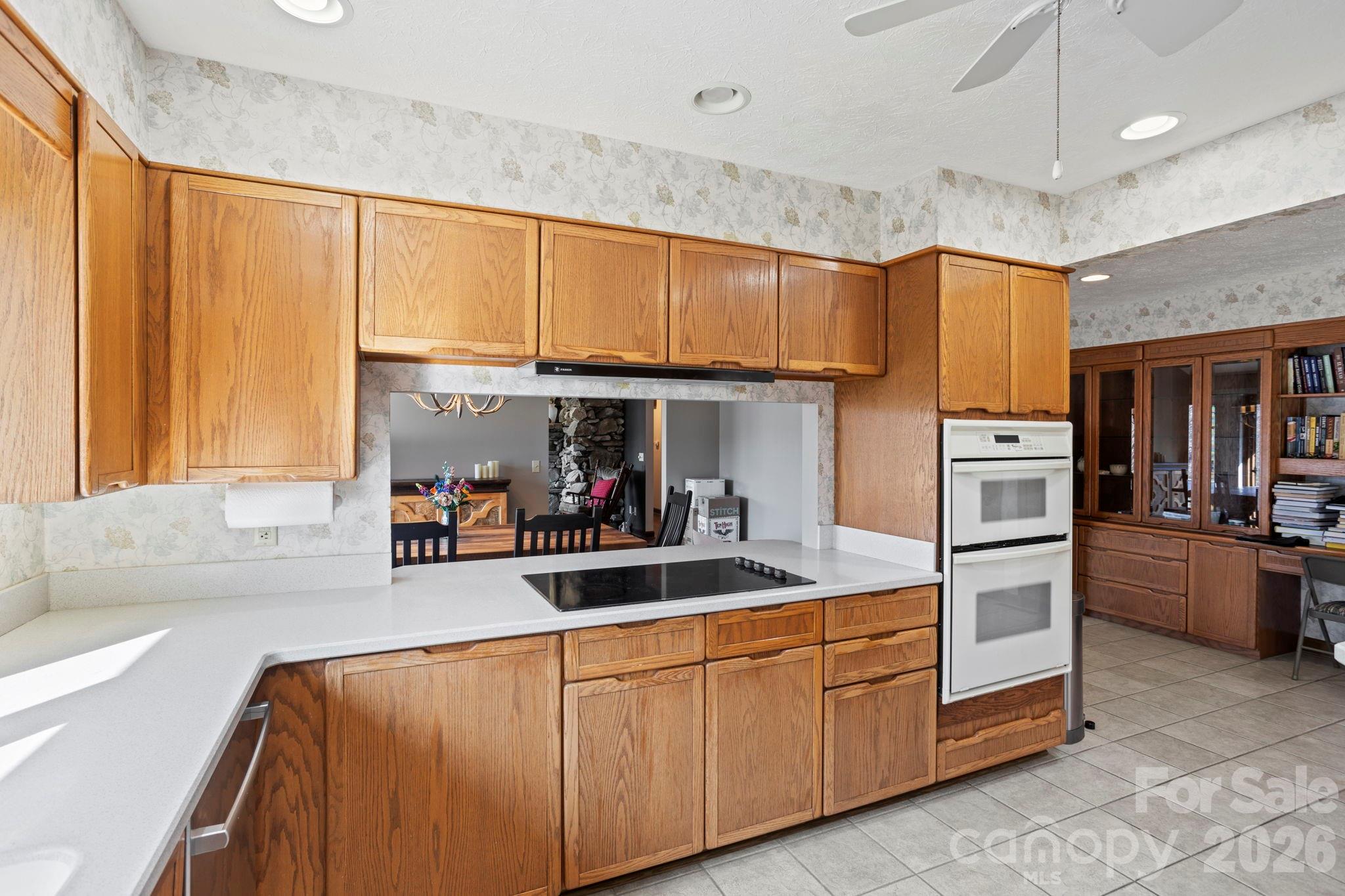 Hawthorn Hills - Residential