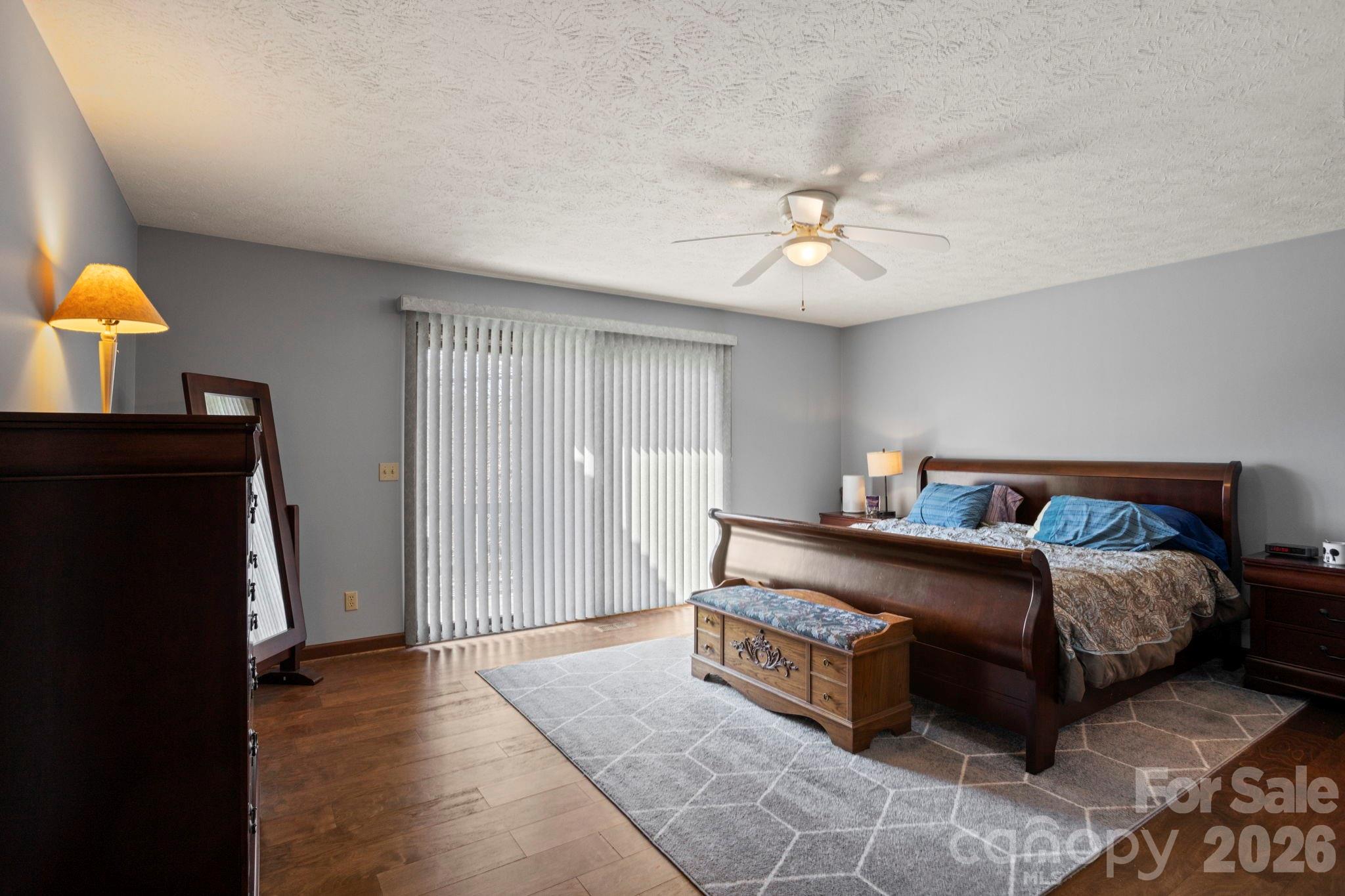 Hawthorn Hills - Residential