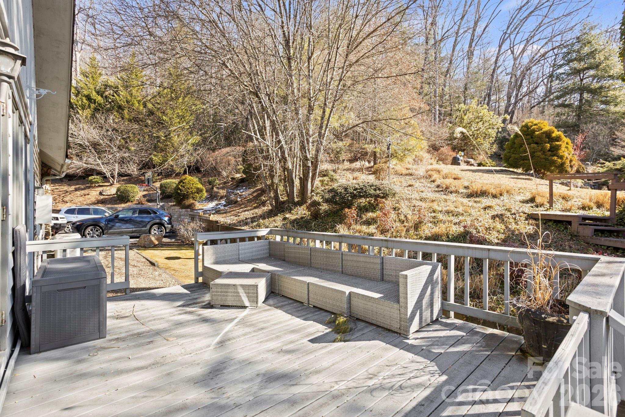 Hawthorn Hills - Residential