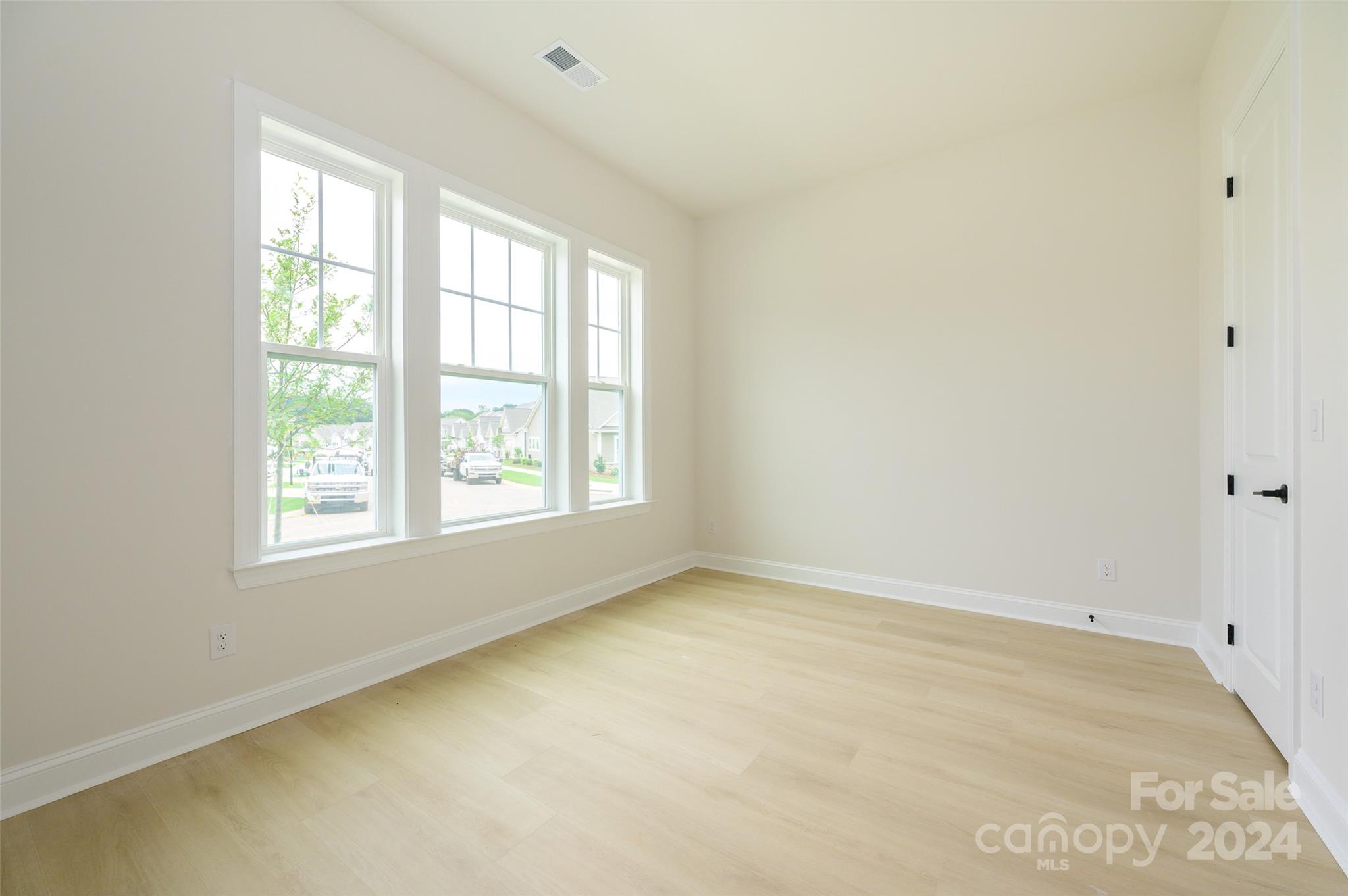 Encore At Streamside - Residential