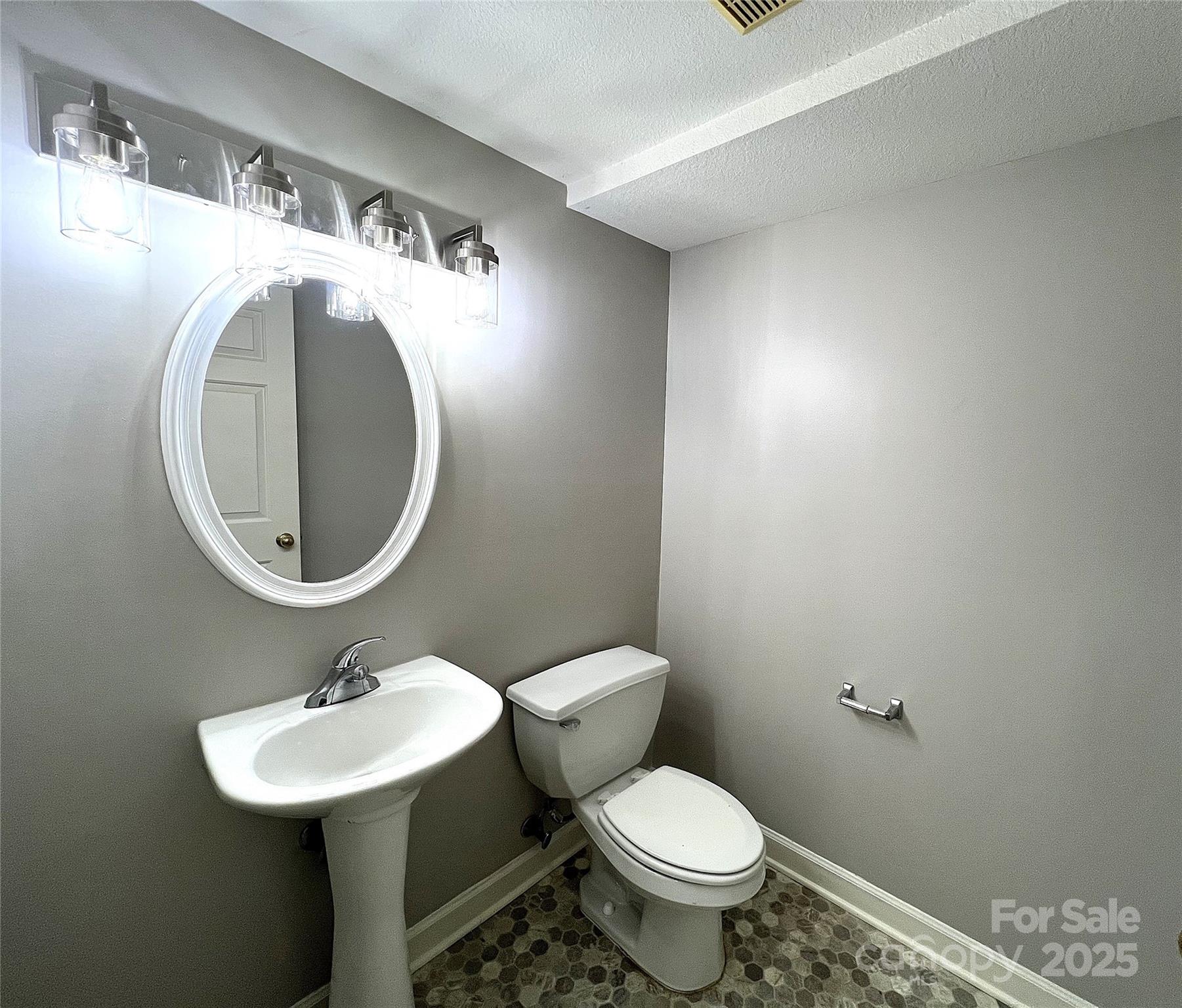 506 Olde Covington Way