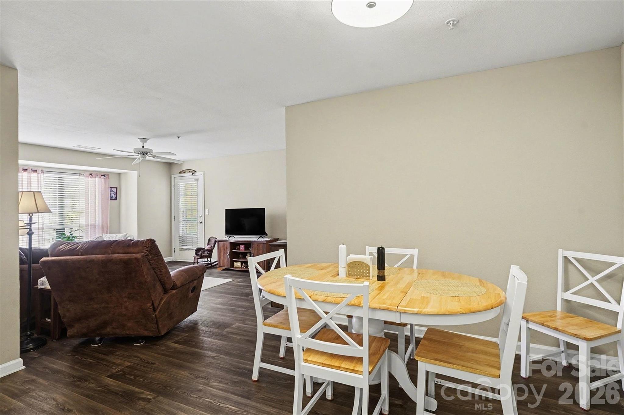 Hamiltons Bay - Residential