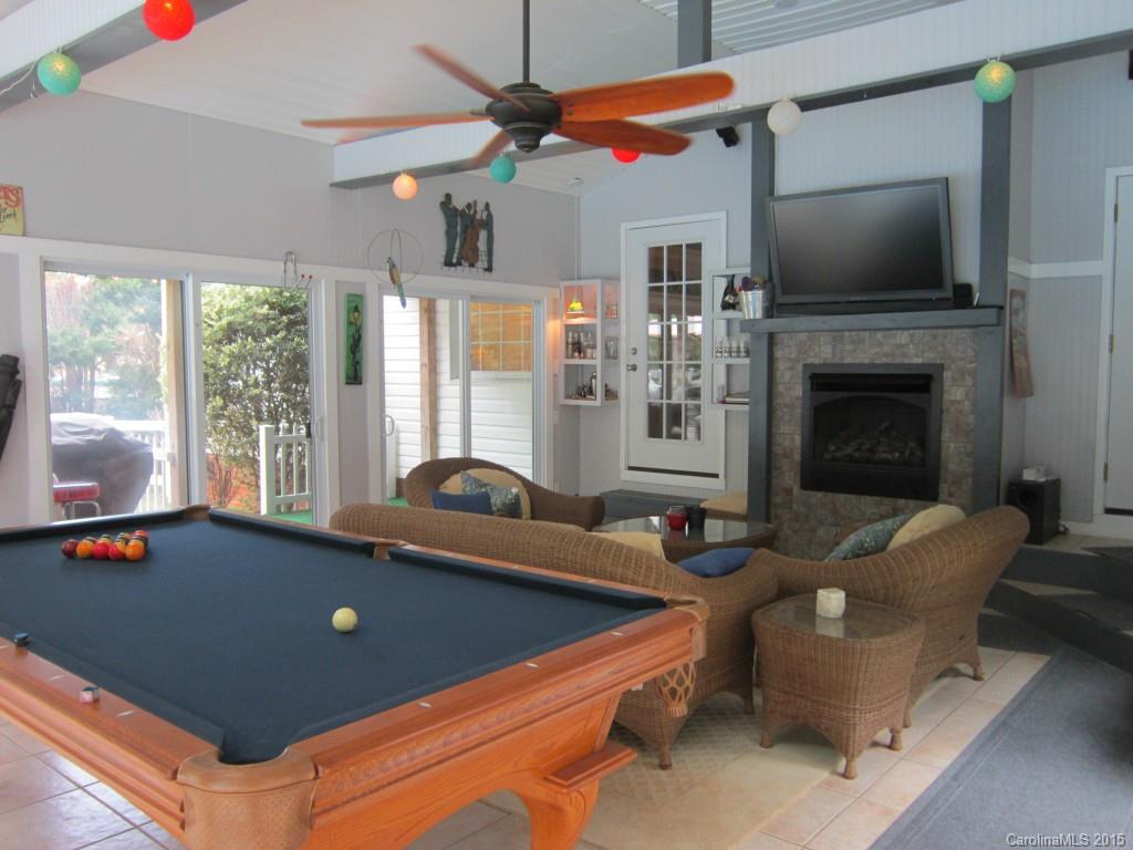 Monterey Hills - Residential