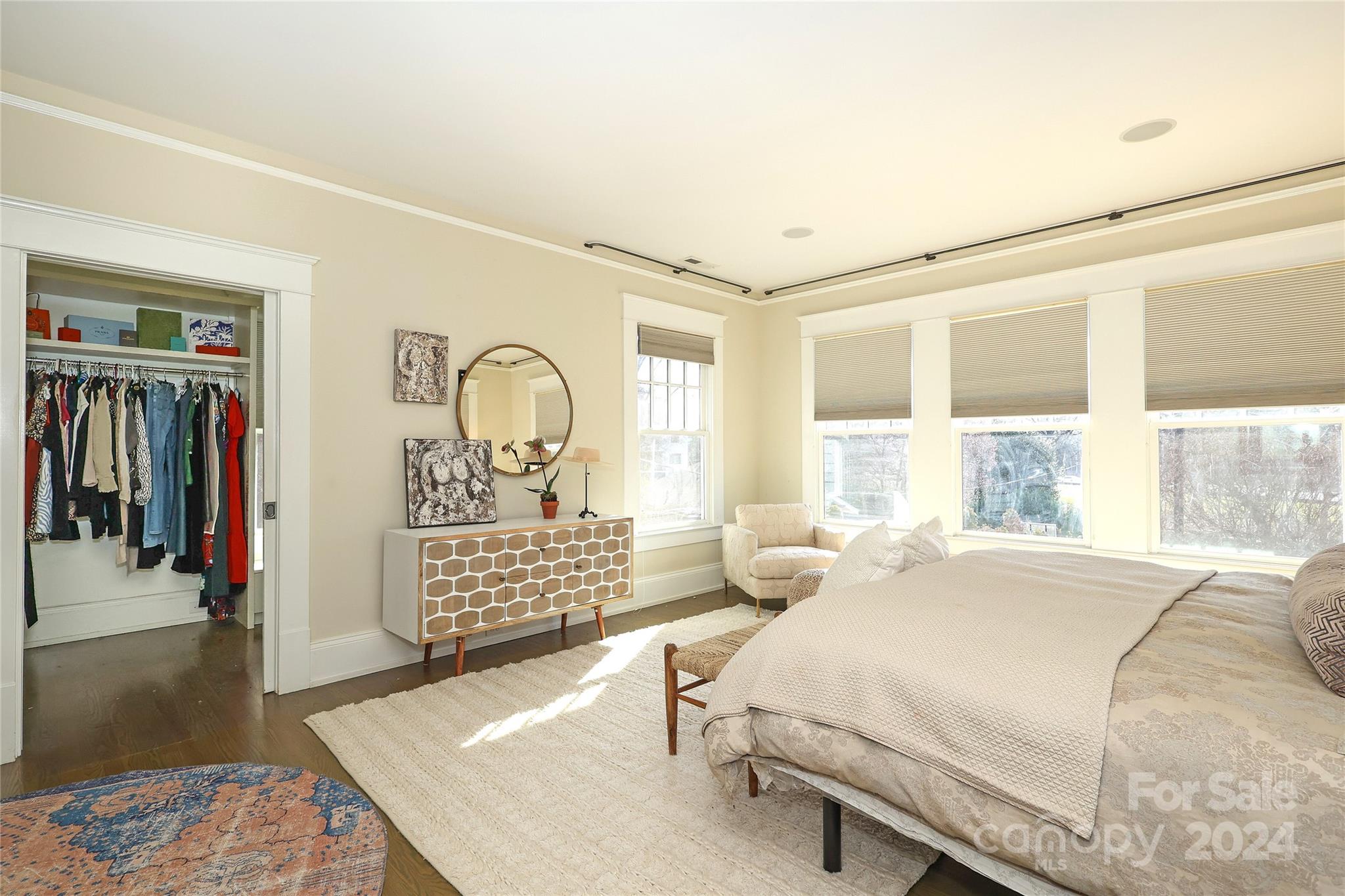 Elizabeth - Residential