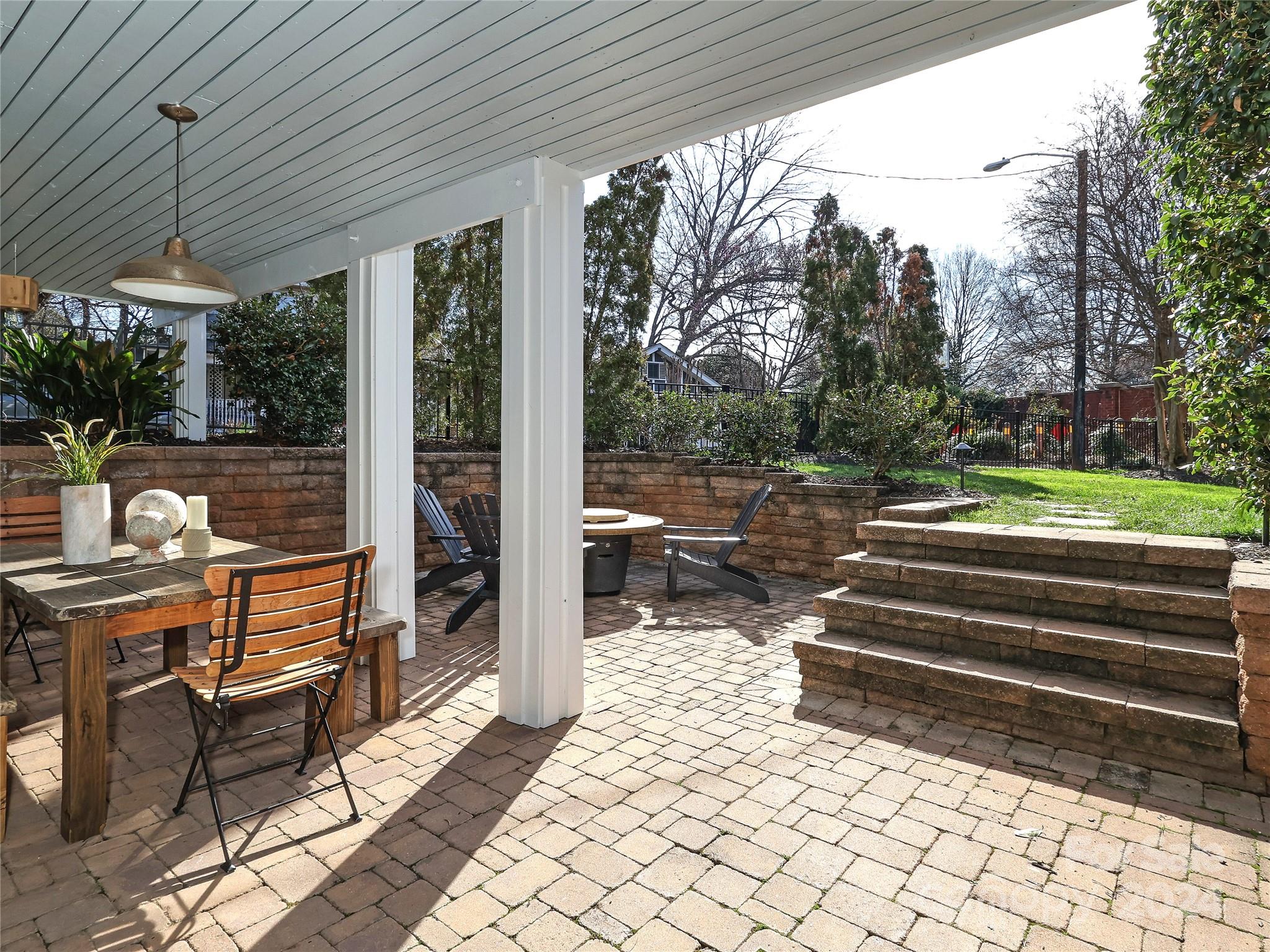 Elizabeth - Residential