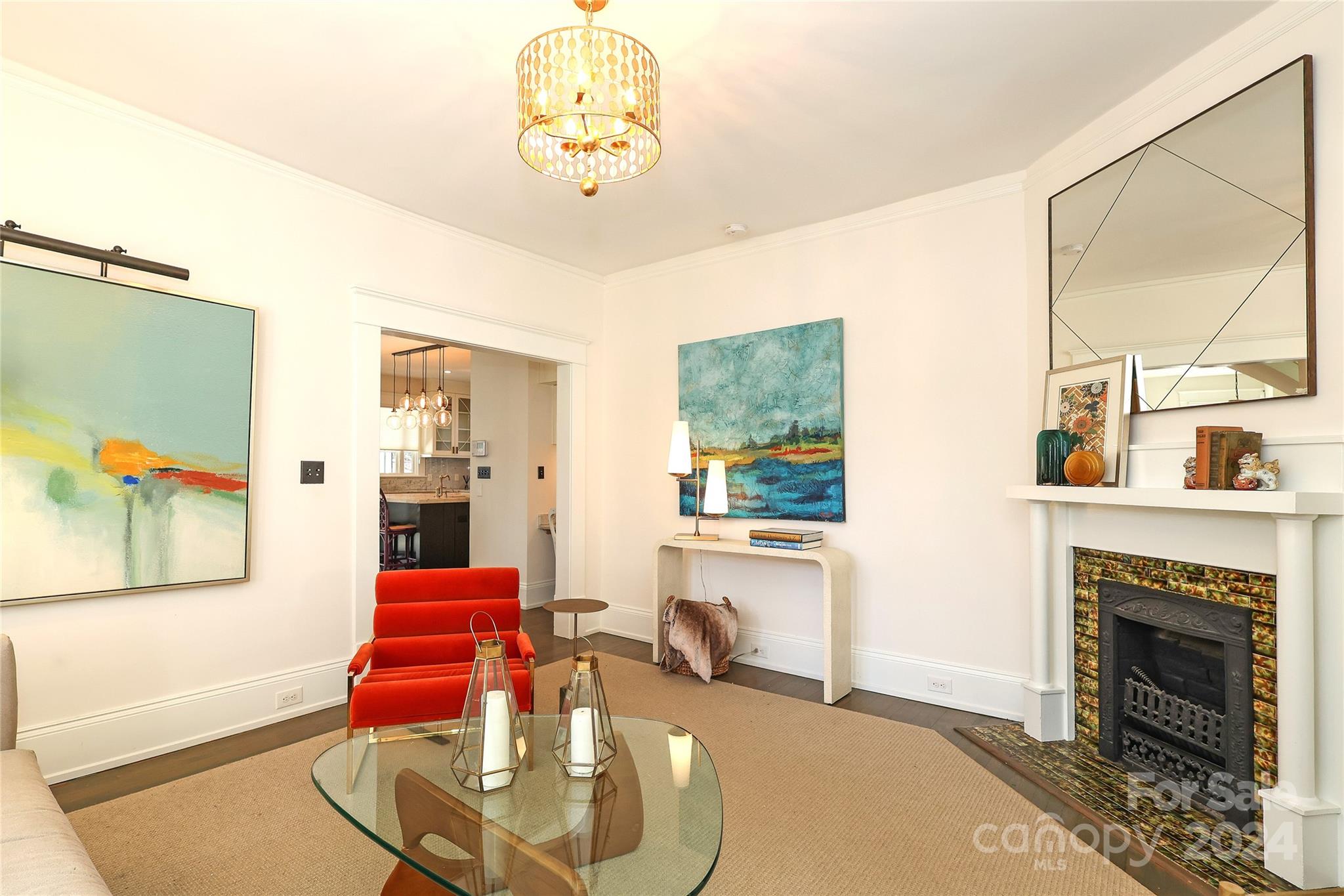 Elizabeth - Residential