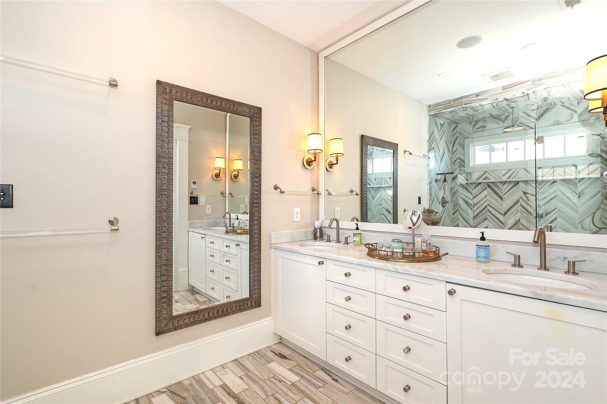 Elizabeth - Residential