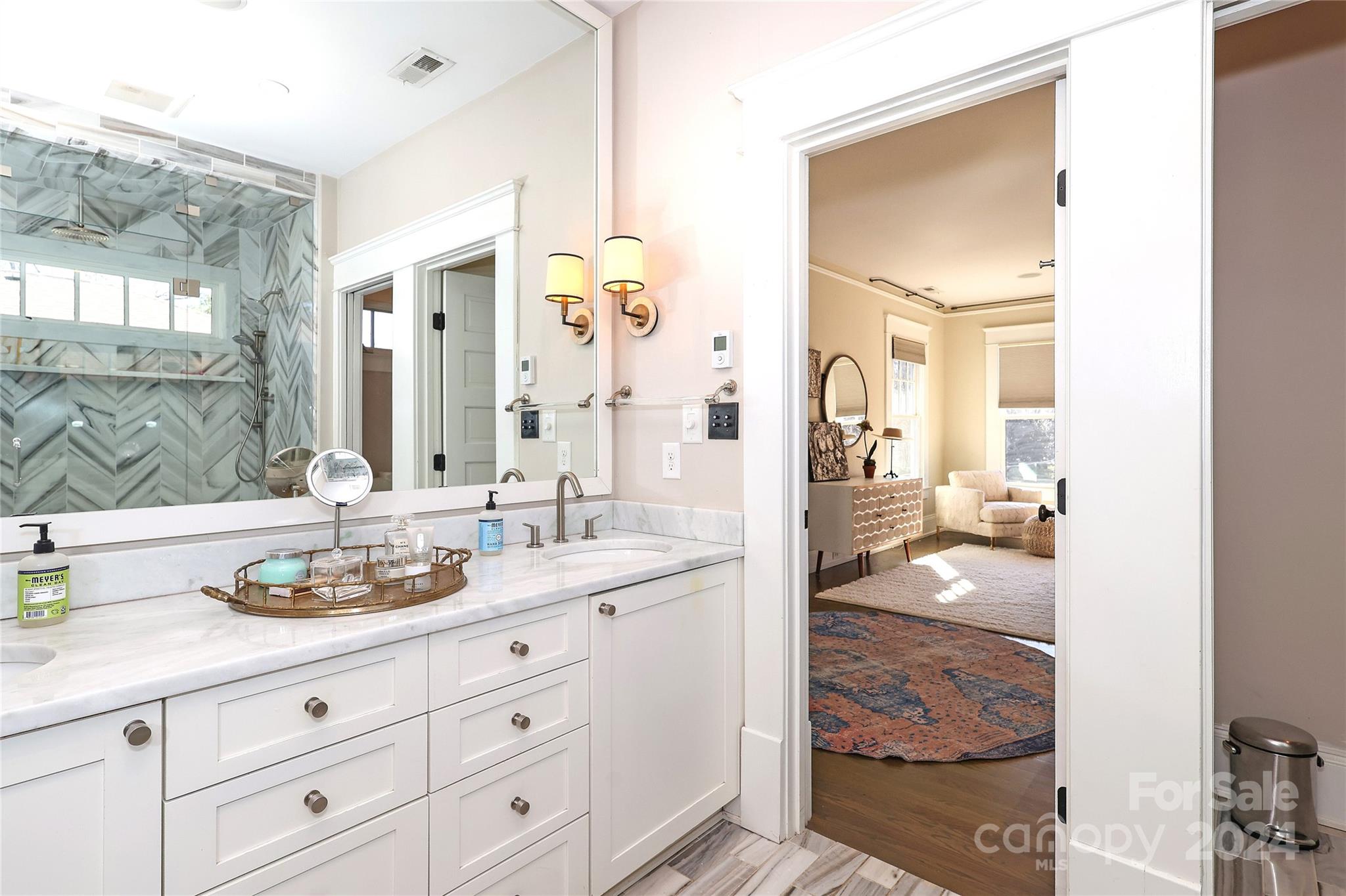 Elizabeth - Residential