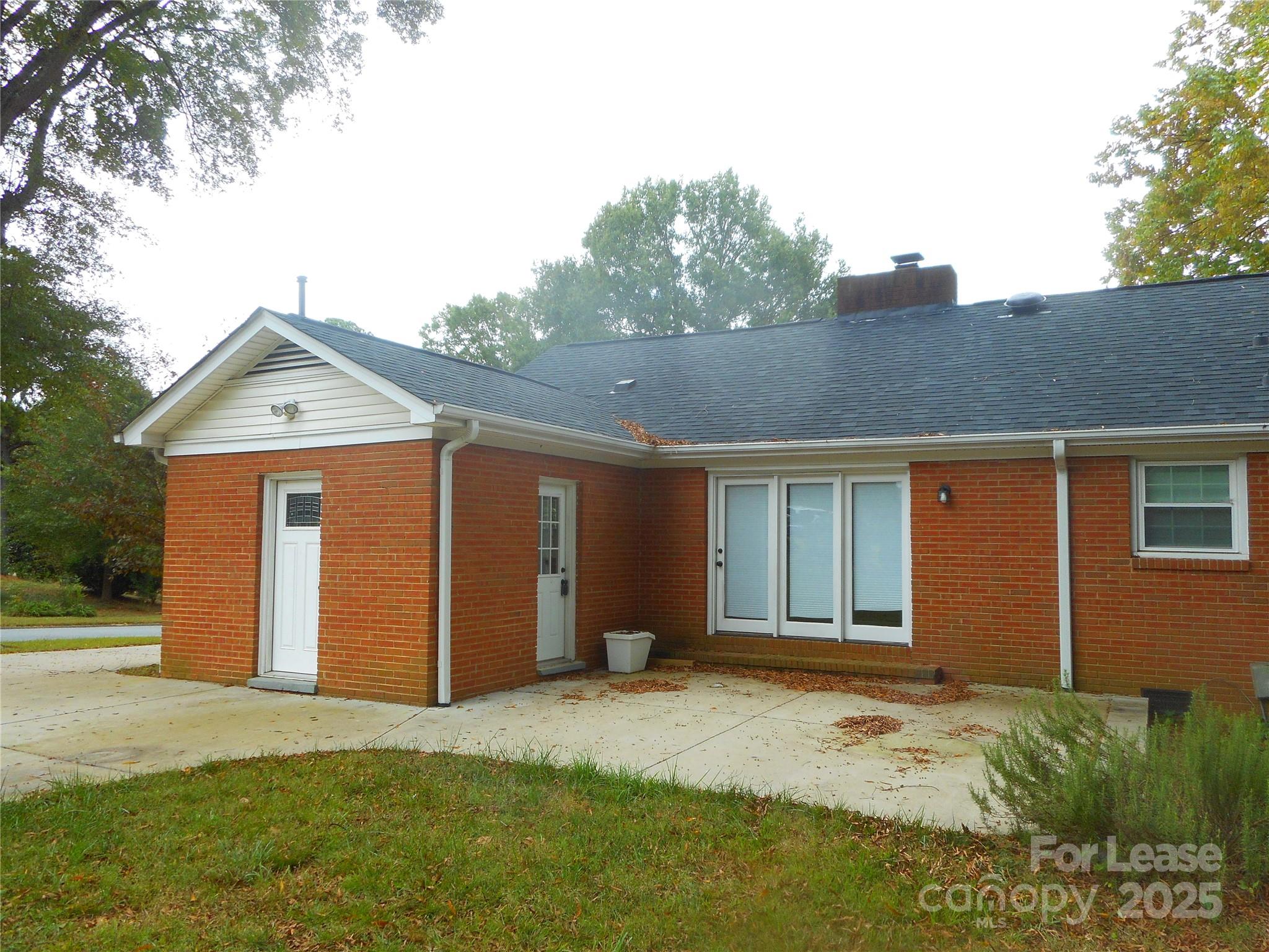 College Downs - Residential Lease