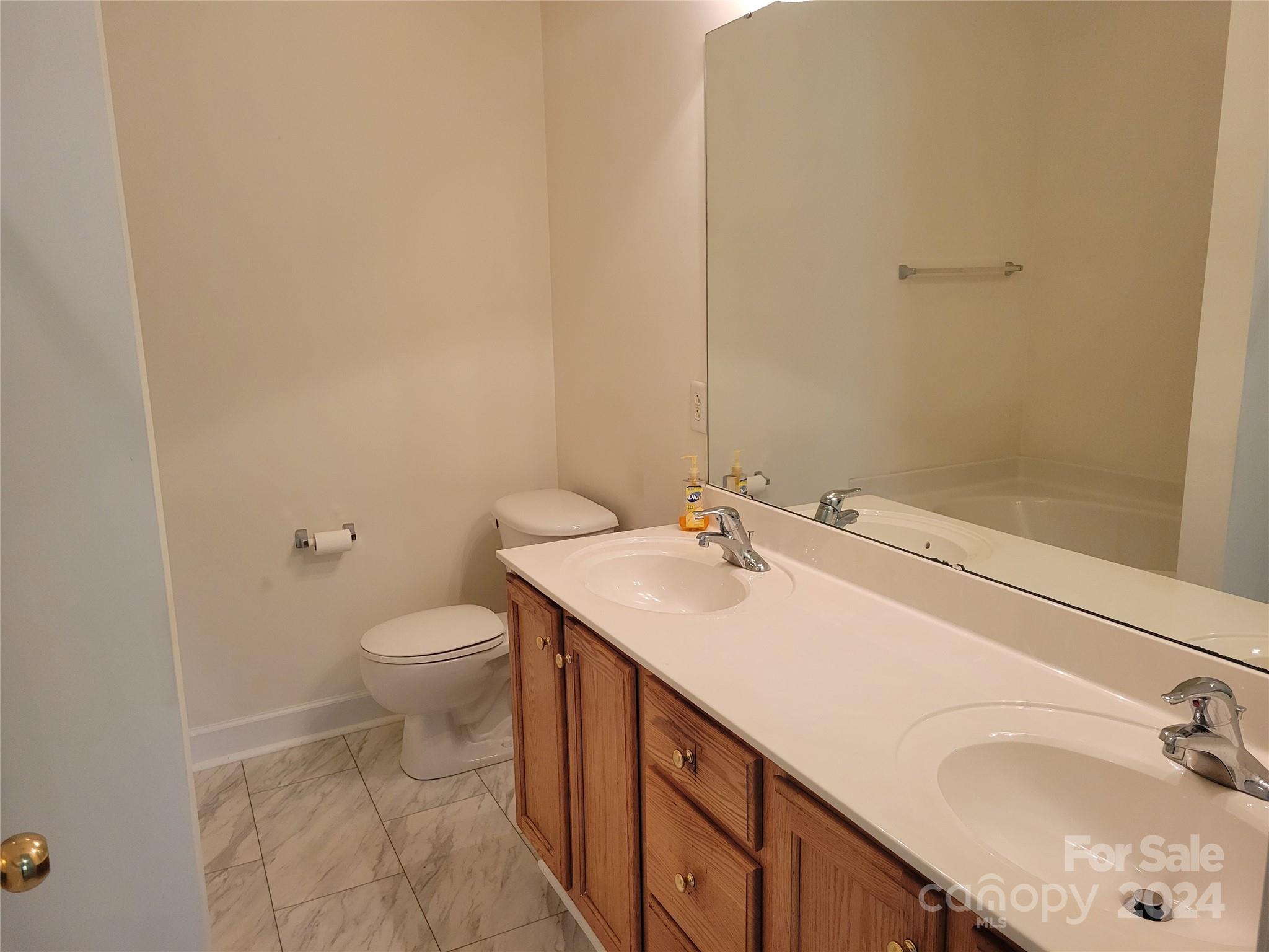 Village Glen - Residential