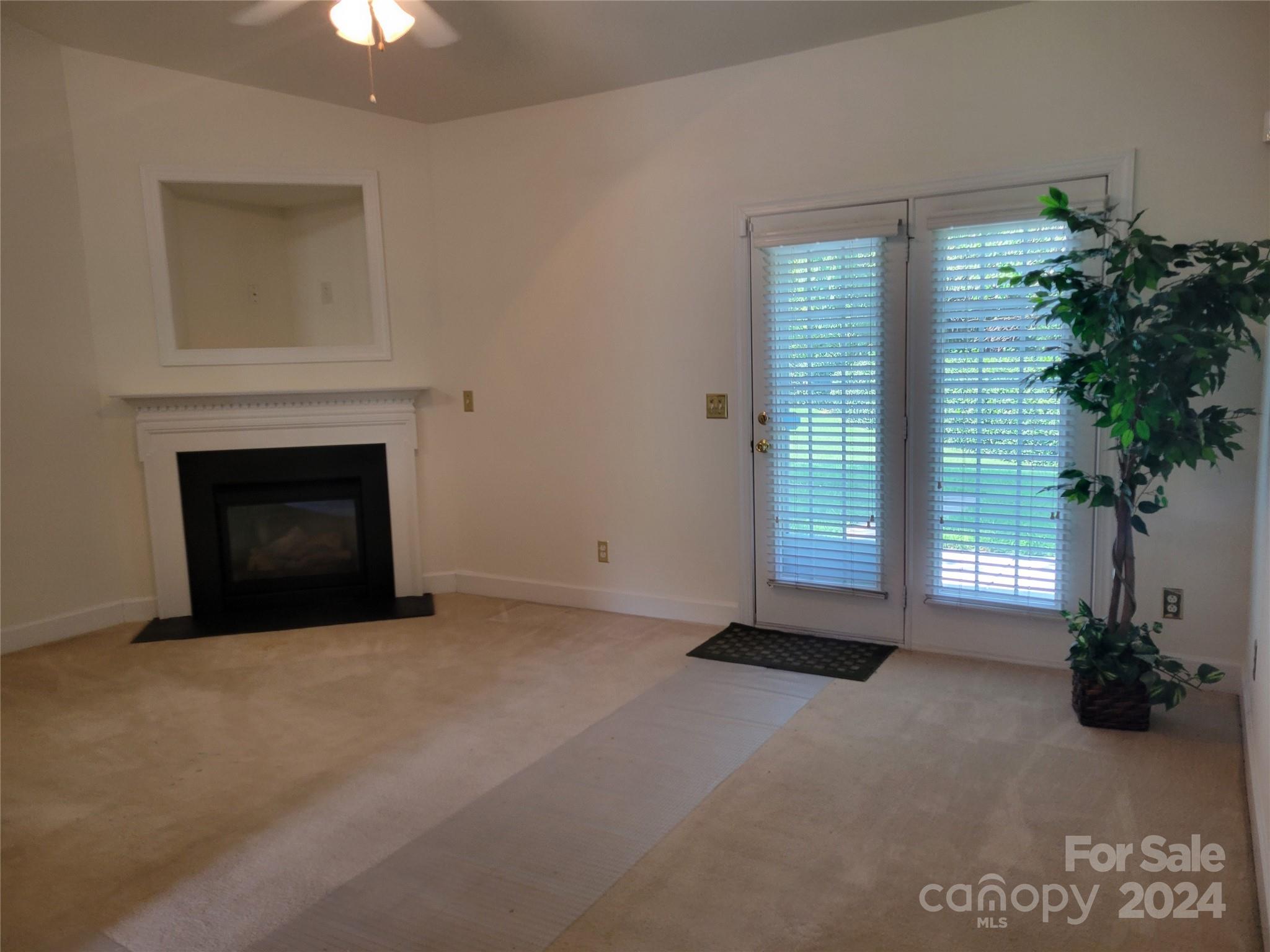 Village Glen - Residential