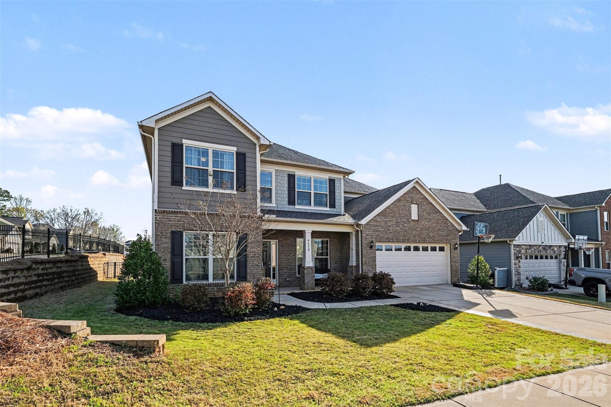 Queensbridge - Residential