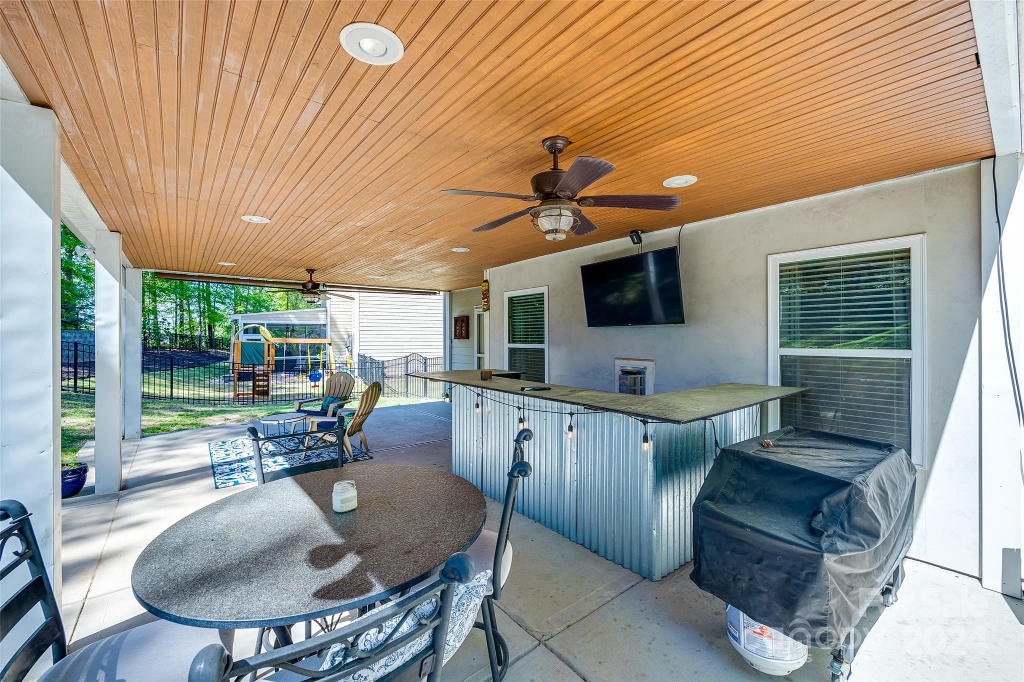 Lake Ridge - Residential