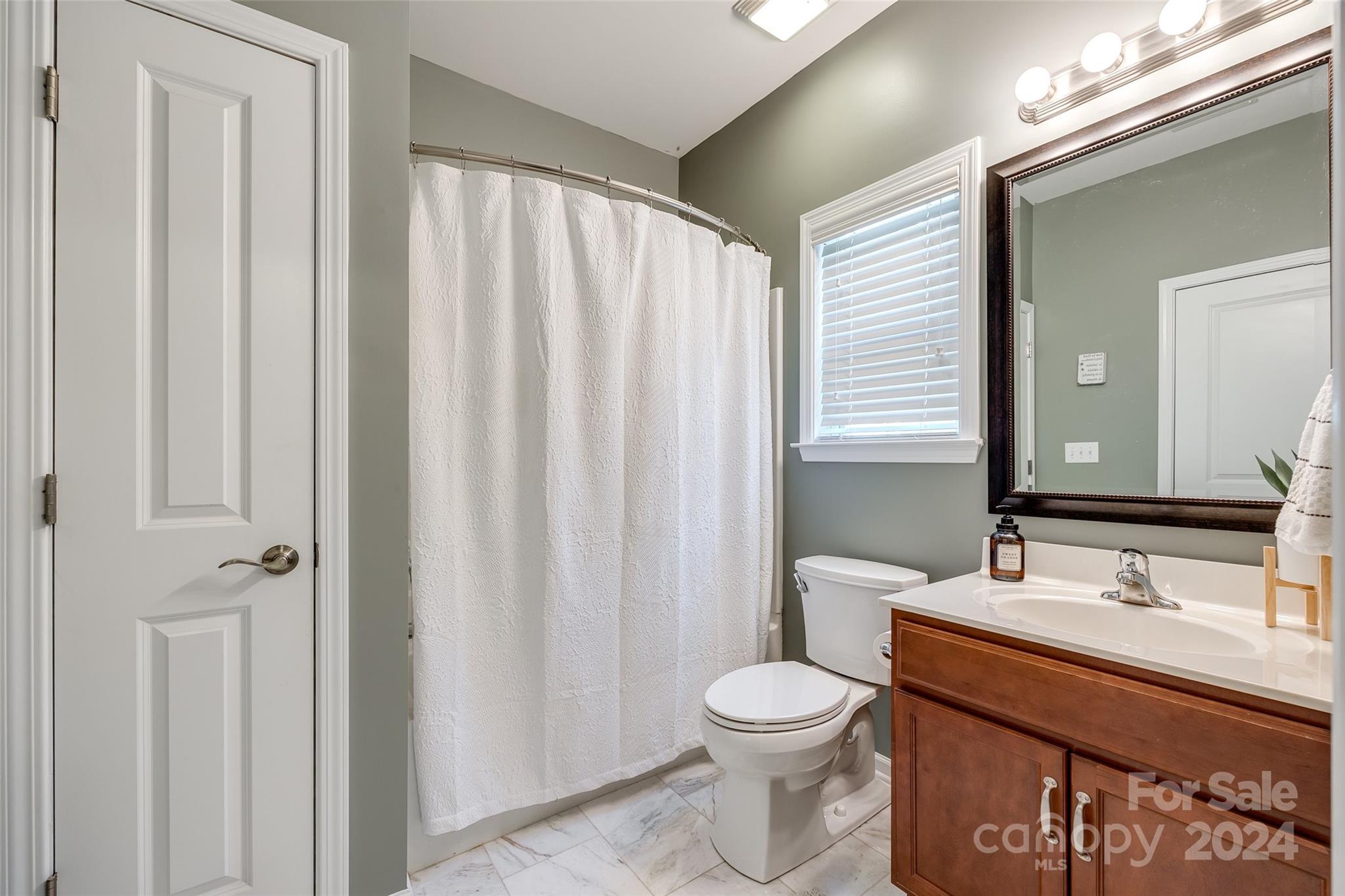 Lake Ridge - Residential