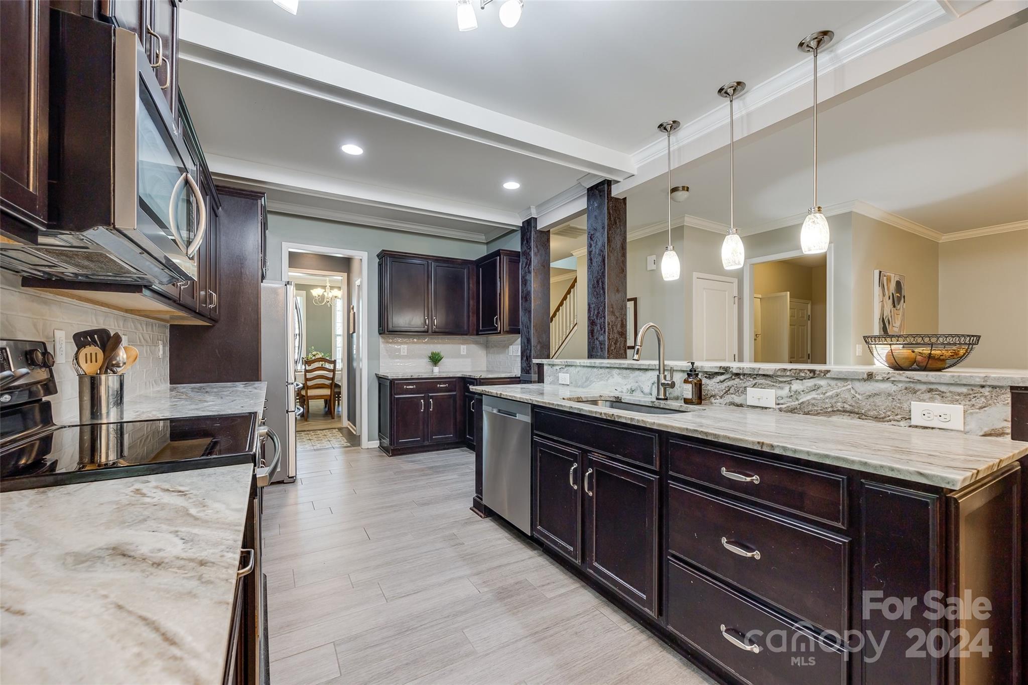 Lake Ridge - Residential